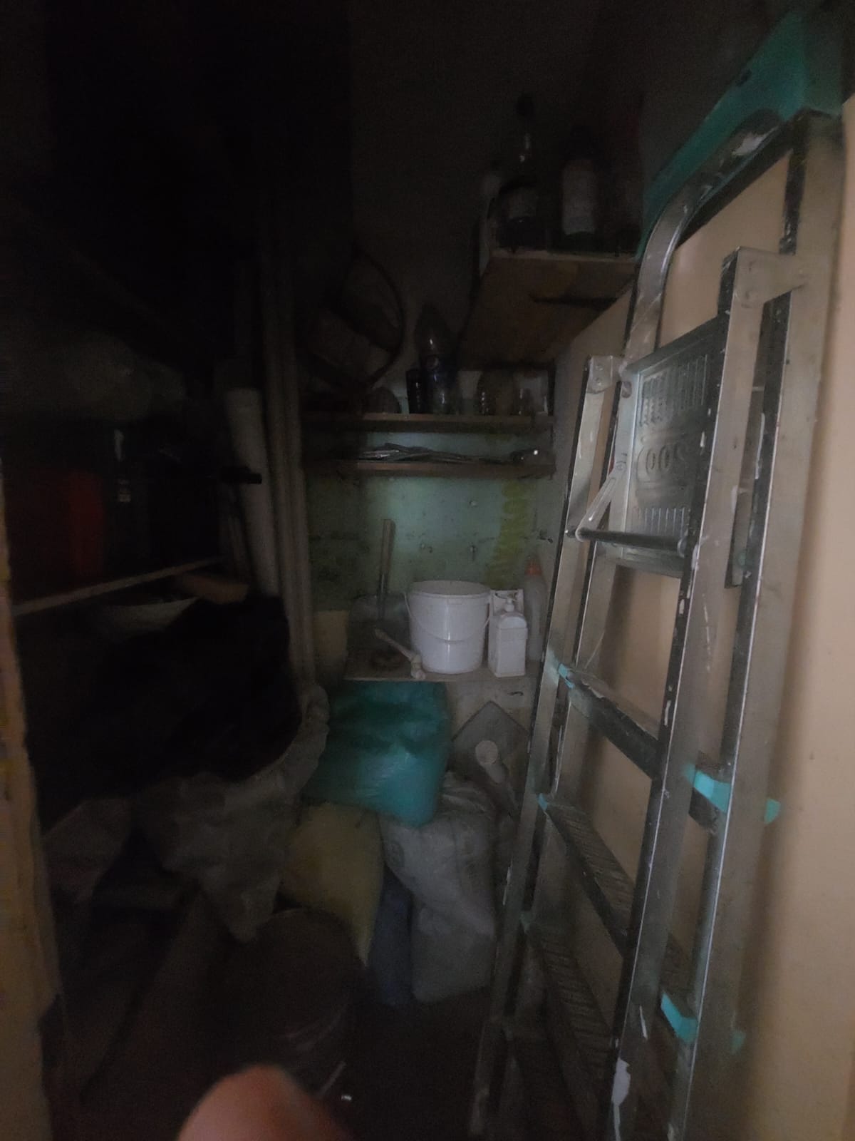 Yeni Minare Cadde Üzeri 19 M2 SATILIK DÜKKAN