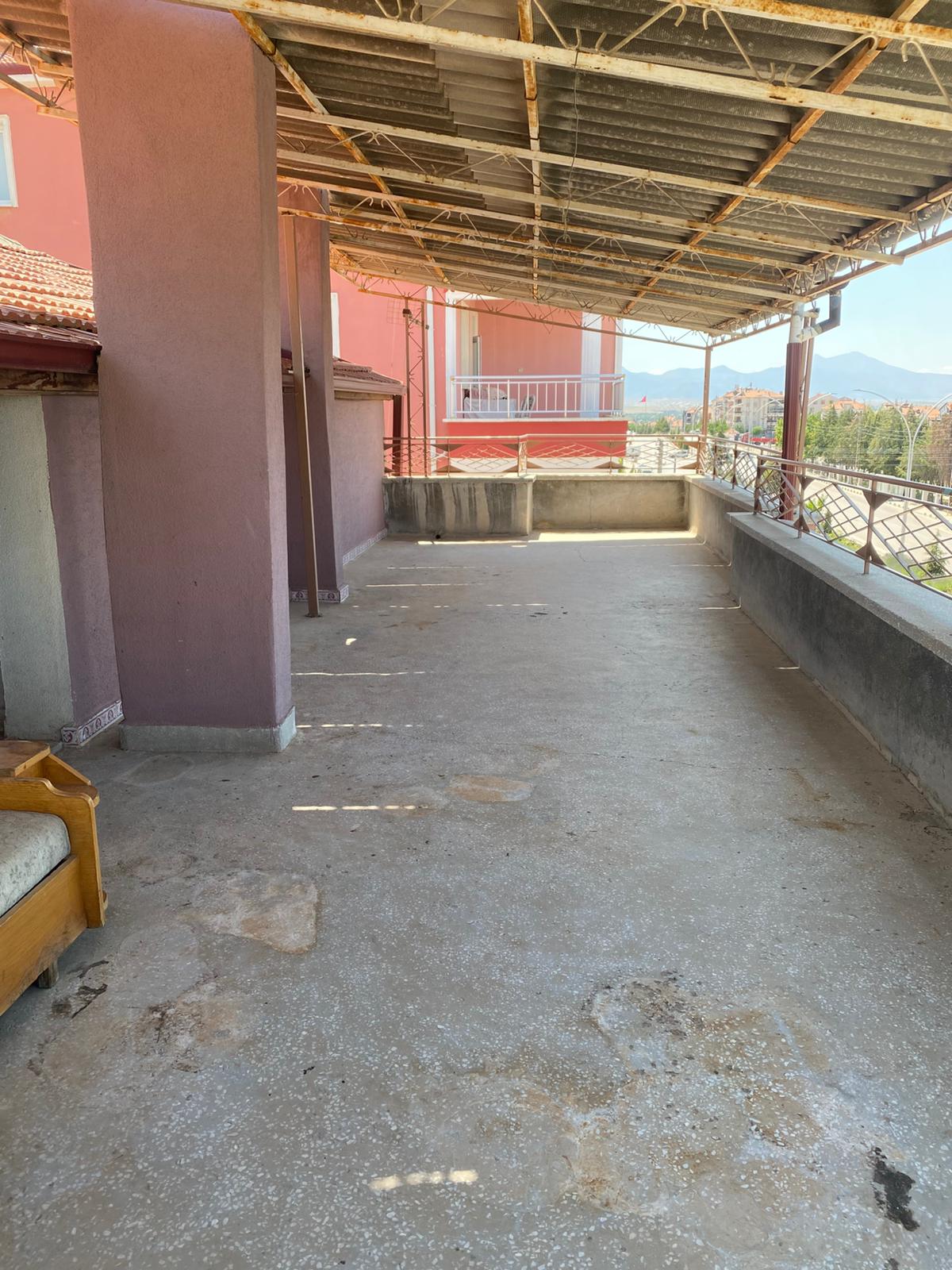 ZİYAGÖKALP MAHALLESİNDE  2+1   SOBALI