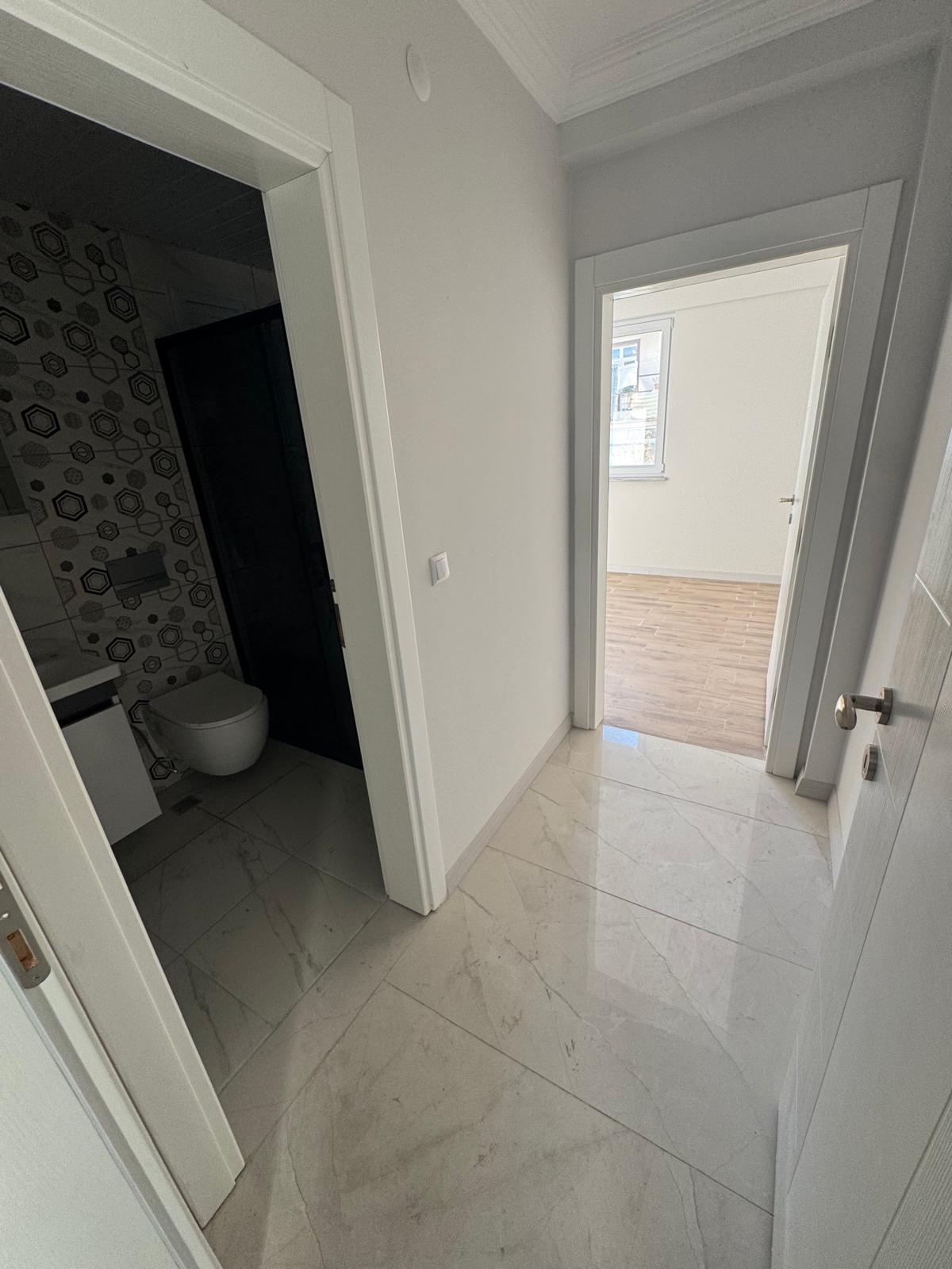 LARENDE MAHALLESİ  2+1 120 M2