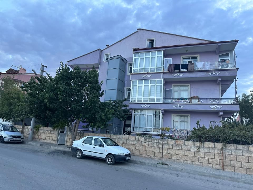 KİRALIK EŞYALI DAİRE  YEŞİLADA MAHALLESİNDE  1+1   MÜSTAKİL