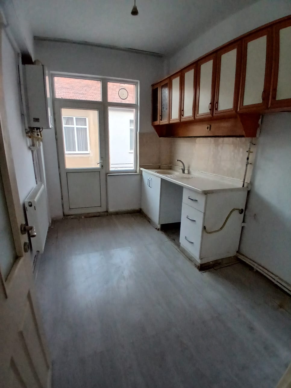 KİRALIK DAİRE 2+1  100 M2  NEFİSE SULTAN MAHALLESİ   