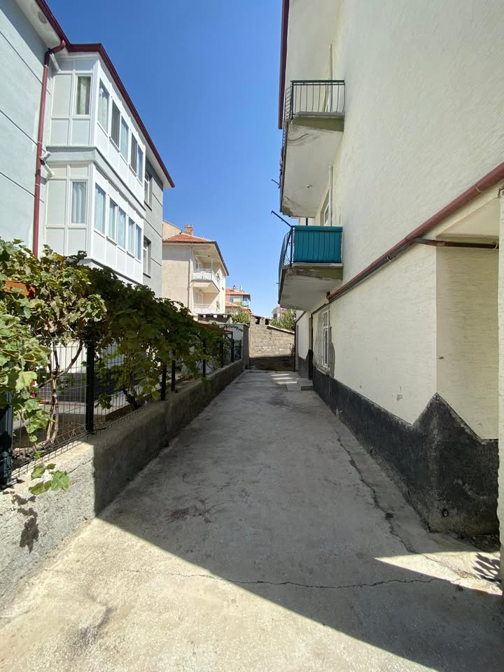 3 KATLI KOMPLE SATILIK BİNA