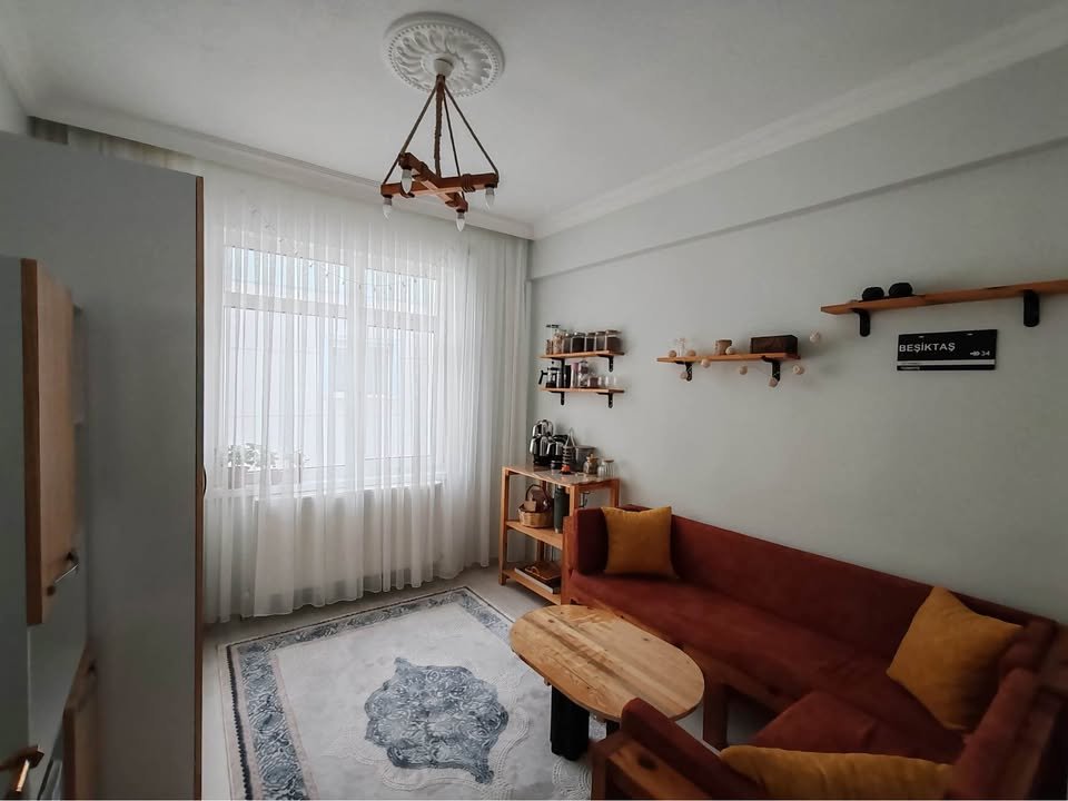 KOMPLE SATILIK BİNA PİRİREİS