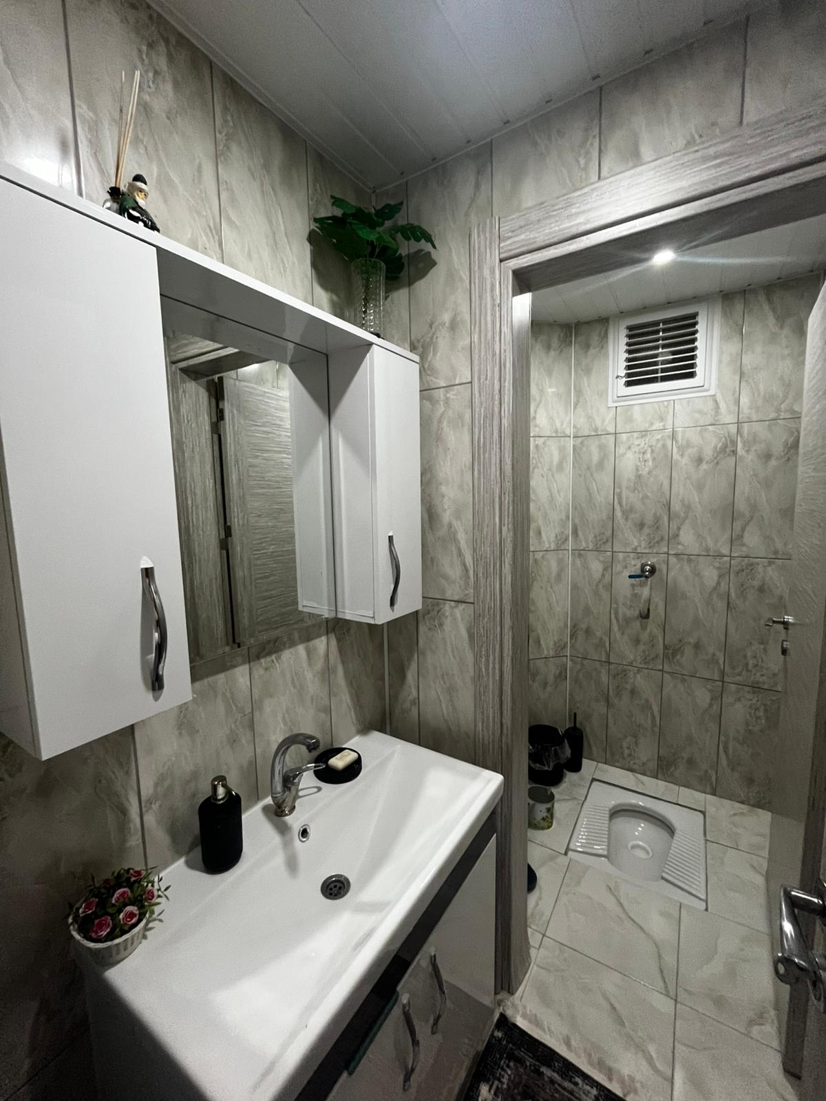 ŞEYH EDEBALİ MAHALLESİ  2+1 100 M2