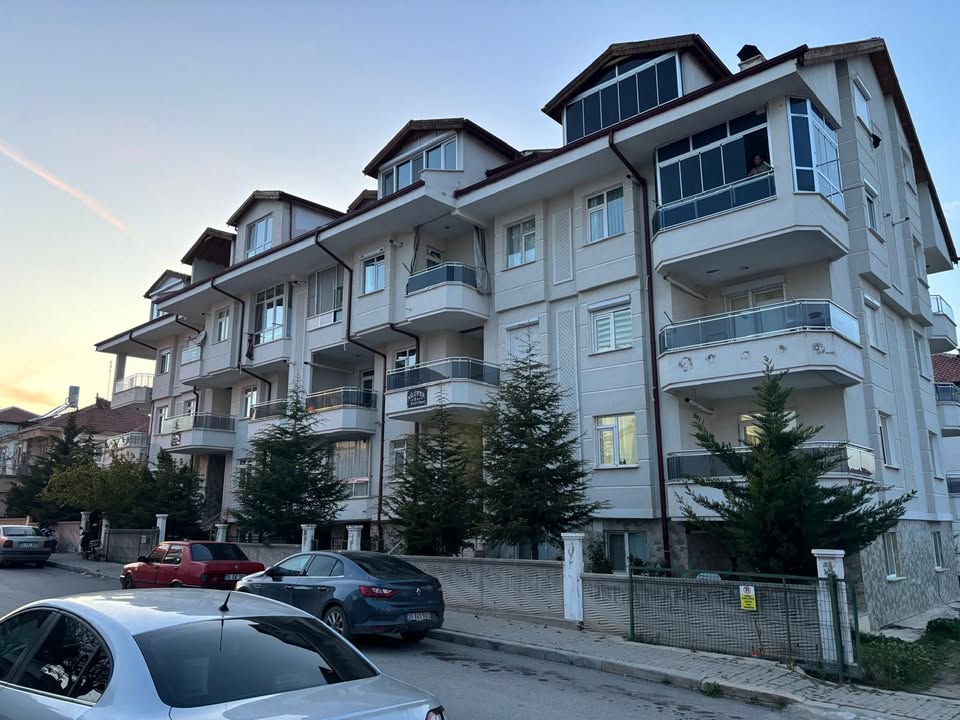 OSMANGAZİ MAHALLESİNDE DUBLEKS APART 