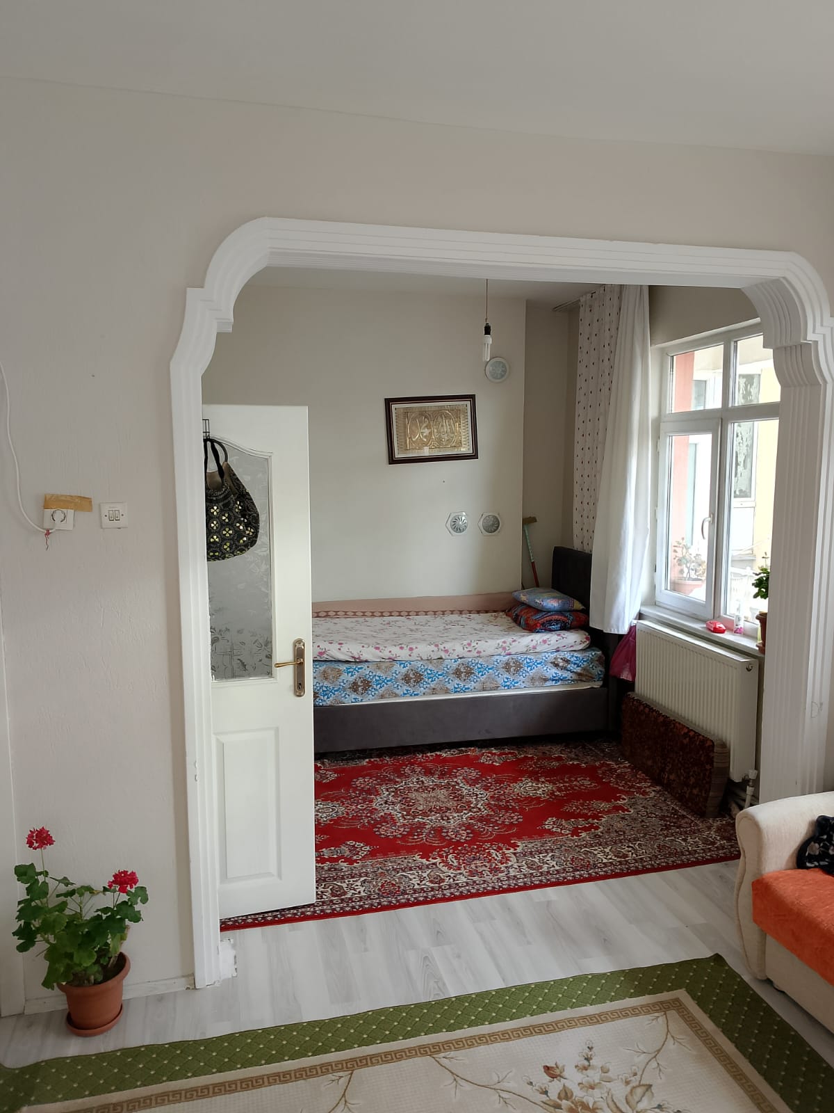 VALİDE SULTAN MAHALLESİNDE  2+1 120 M2