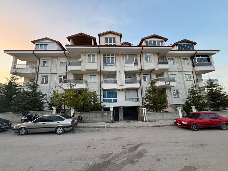 OSMANGAZİ MAHALLESİNDE DUBLEKS APART 