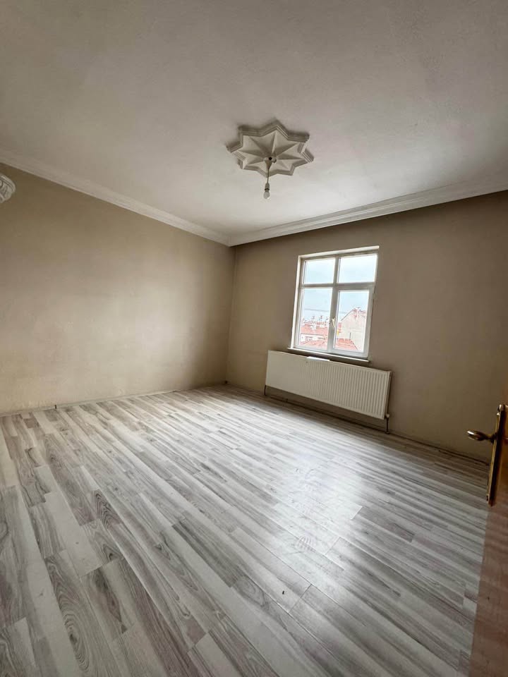 KİRALIK 1+1 DAİRE  MÜMİNE HATUN MAHALLESİNDE  DOĞALGAZLI EŞYASIZ