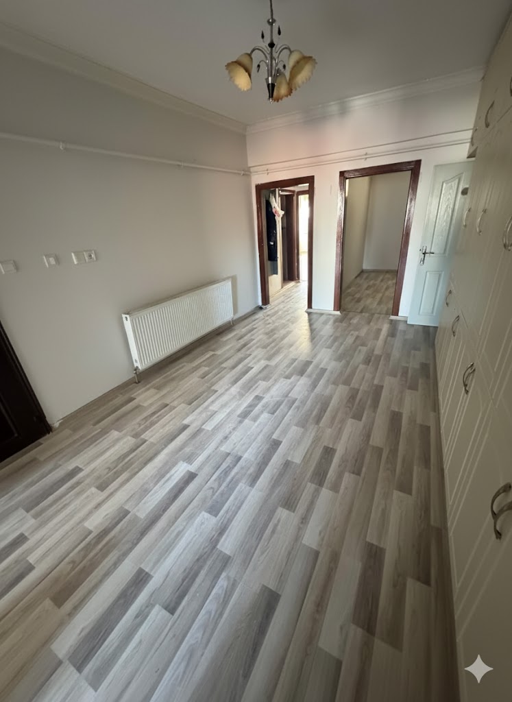 MANSURDEDE MAHALLESİNDE  3+1 DEN BOZMA 2+1  165M2