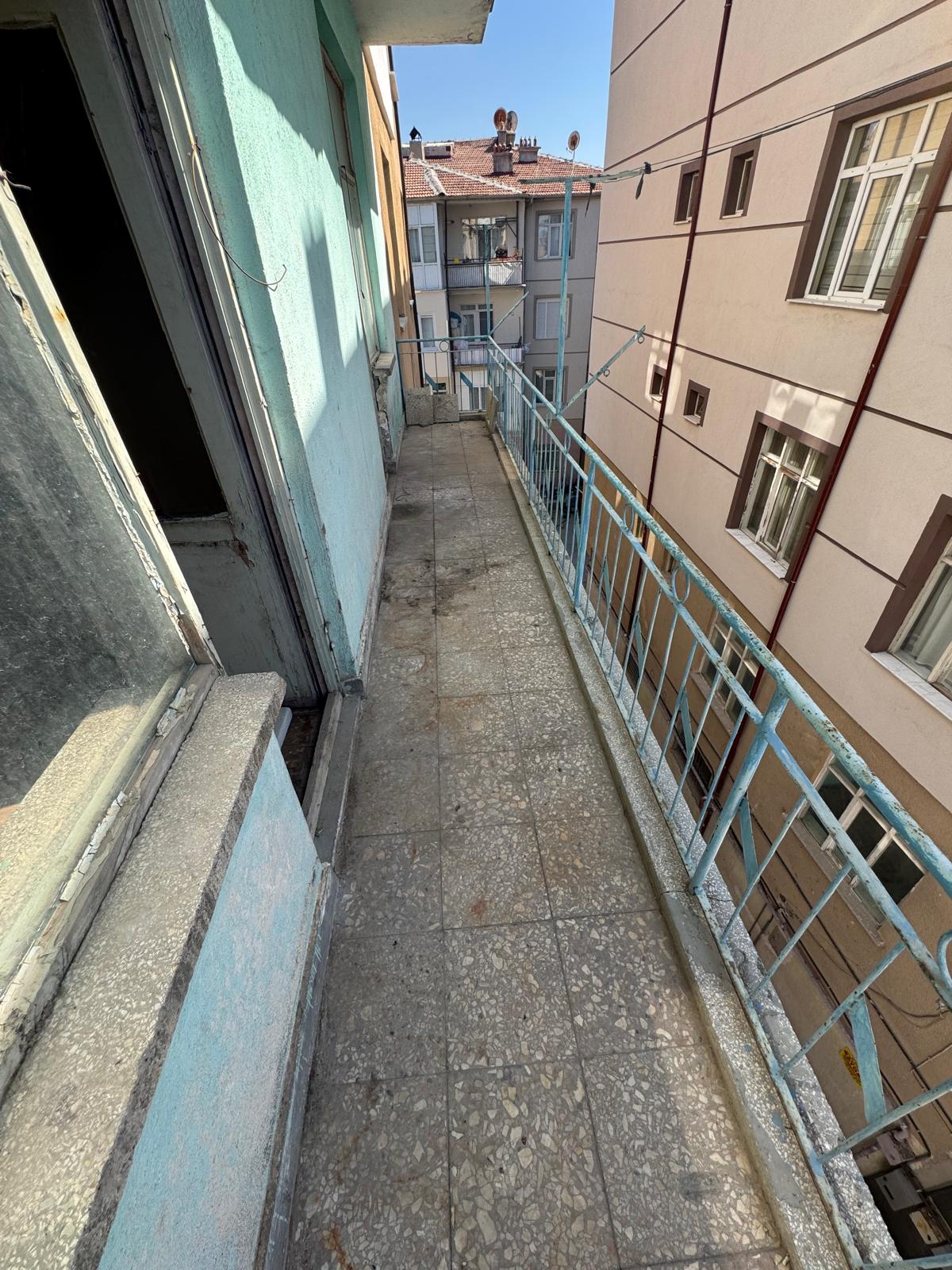 SATILIK TADİLATLIK DAİRE 