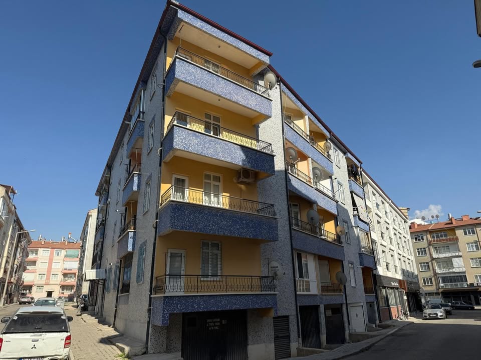 3+1 135 M2 GENİŞ VE FERAH