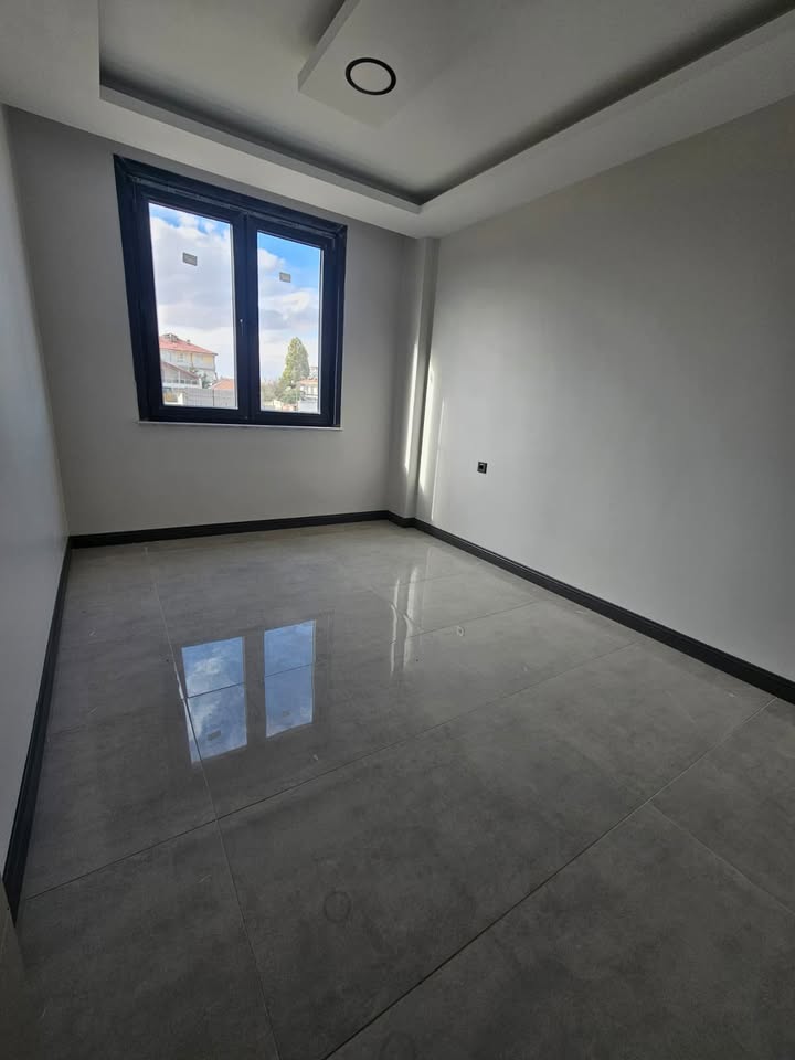 YENİŞEHİR MAHALLESİNDE  3+1 150 M2