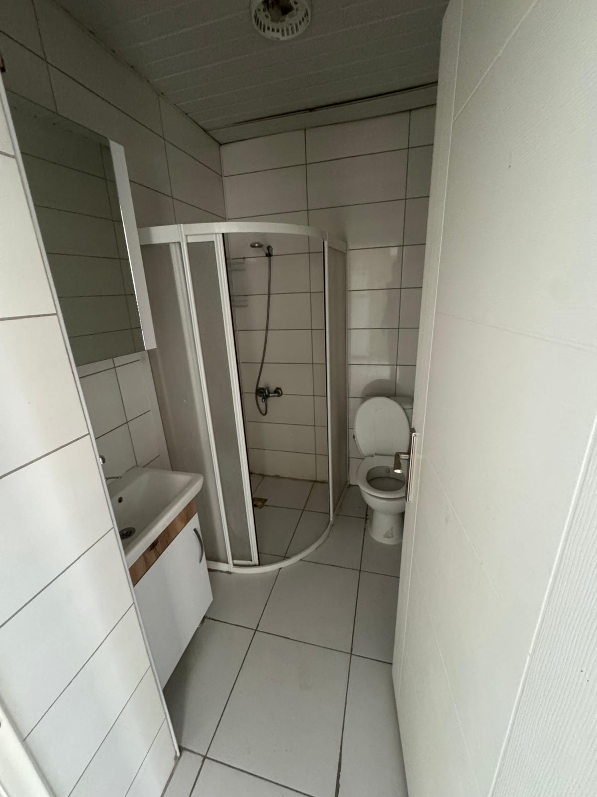 KİRALIK EŞYASIZ 1+1 APART