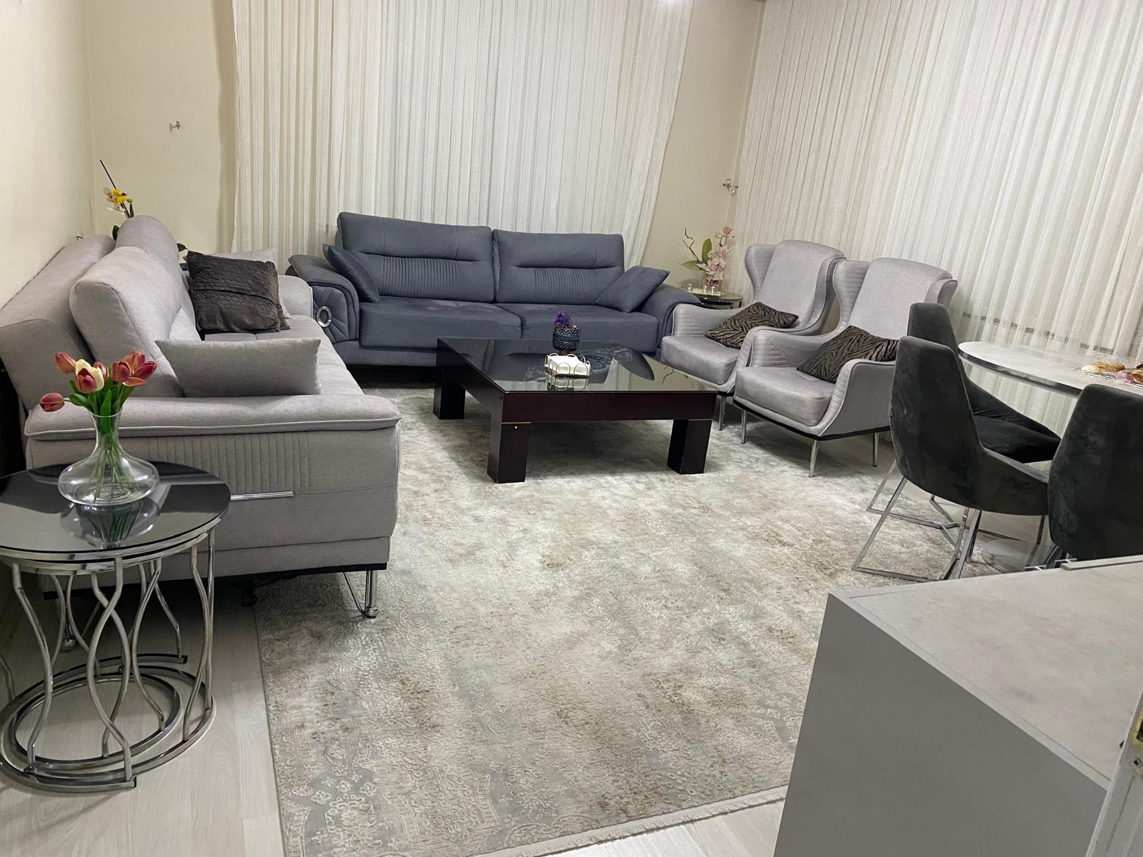 3+1 200M2 5 KATLI BİNANIN 3. KATI (ARA KAT)