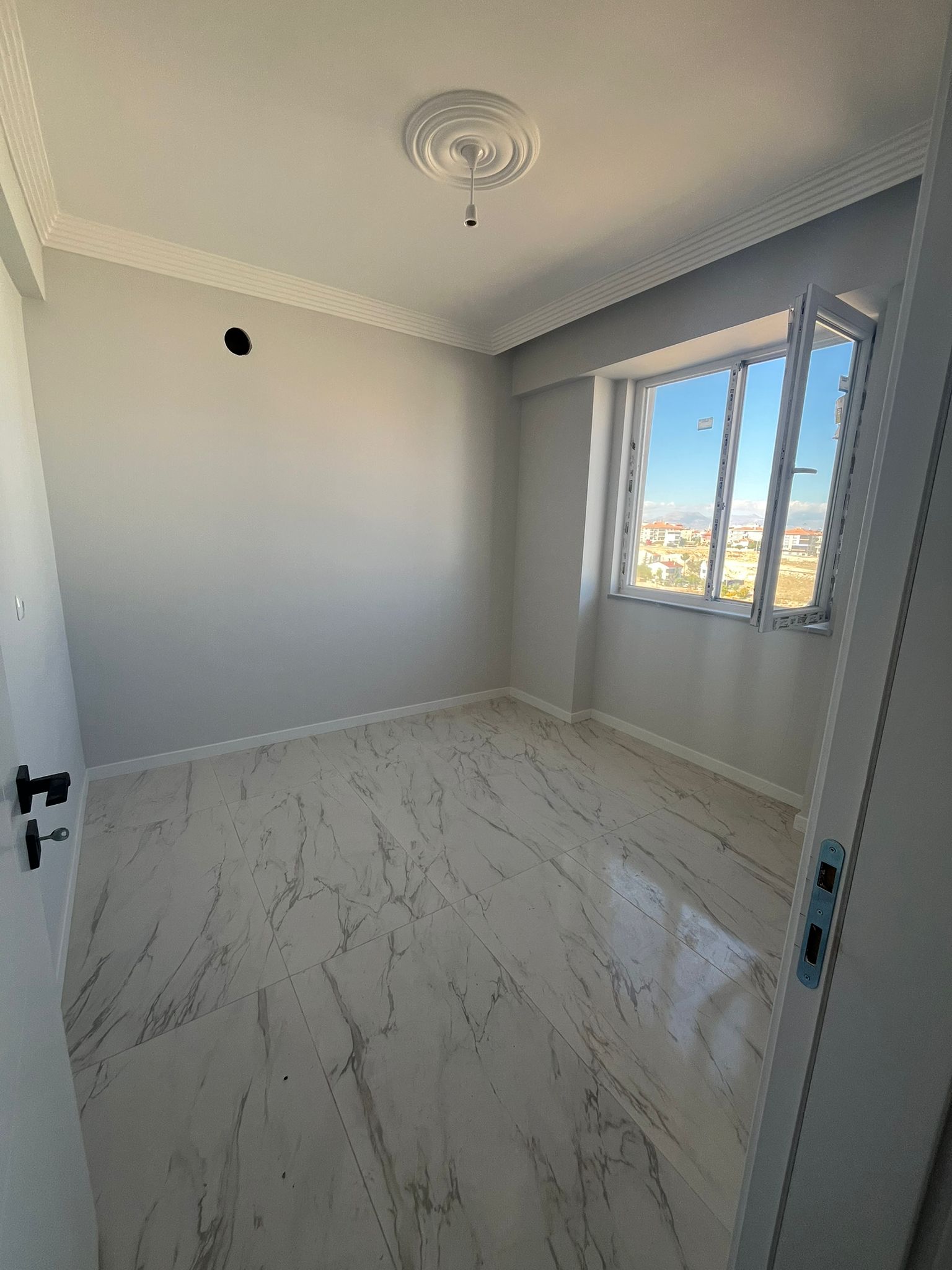 EŞYASIZ KİRALIK APART  1+1  APART GEVHER HATUN MAHALLESİNDE