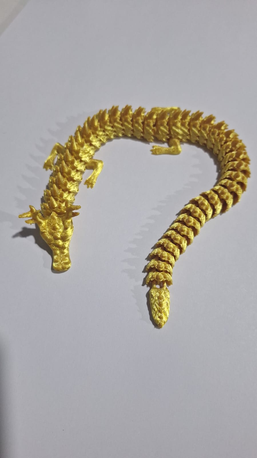 Dragón articulado 3D dorado 28 cm