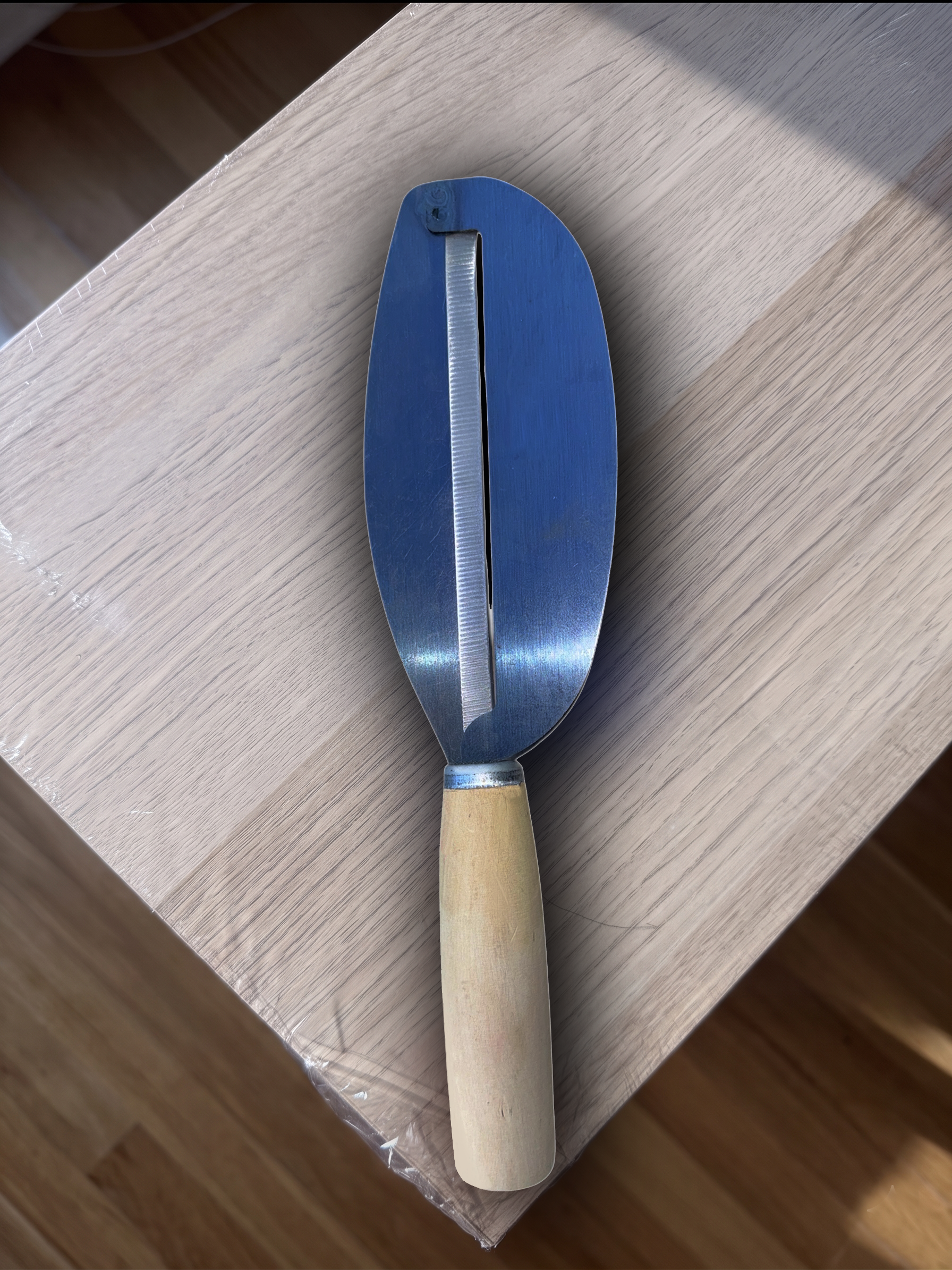 Large Peeler Thep My Trung Quan