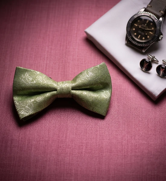 Green Paisley Bow Tie