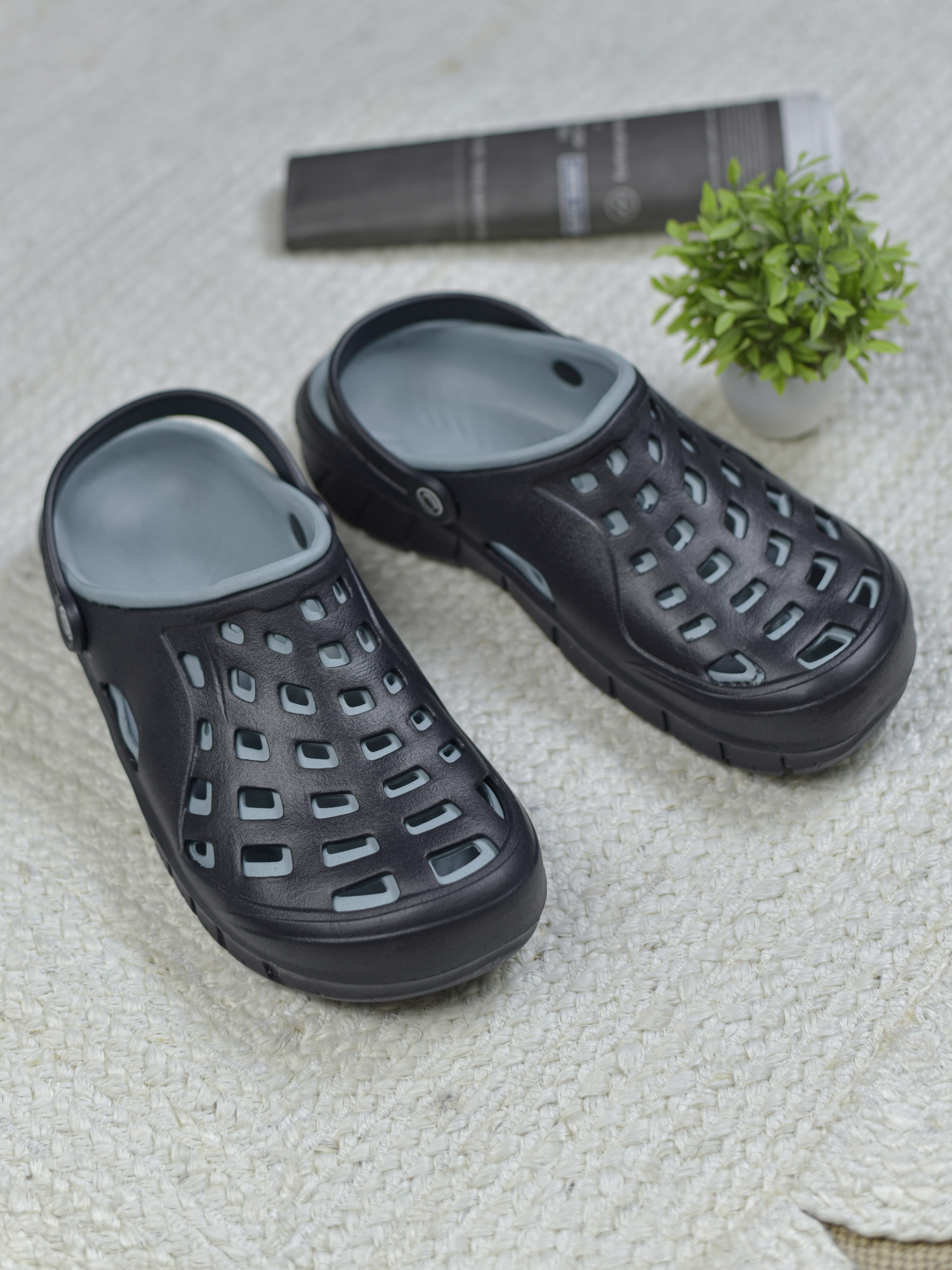 Tracking Navy IceBlue