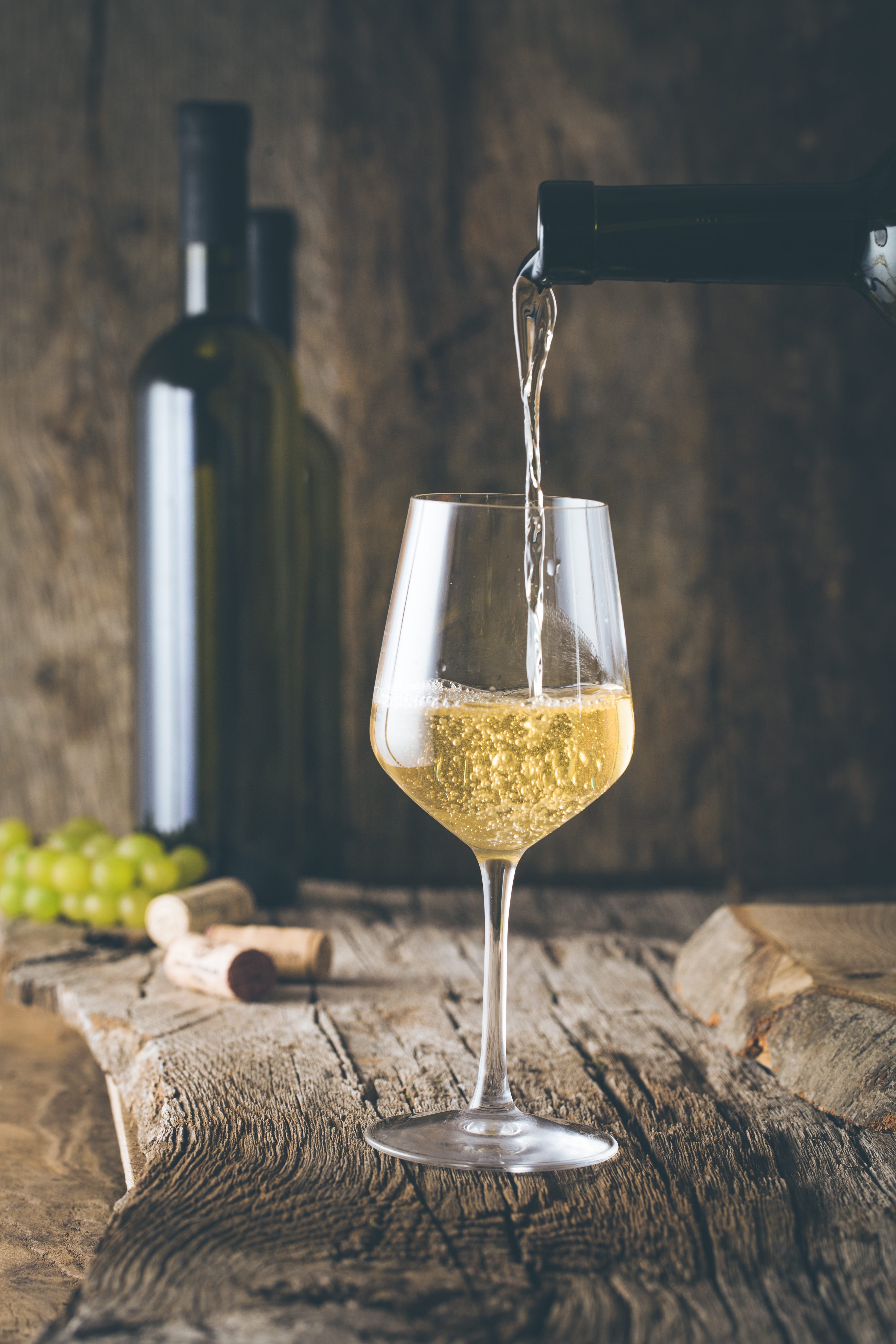 Two Buds White Weed Wine