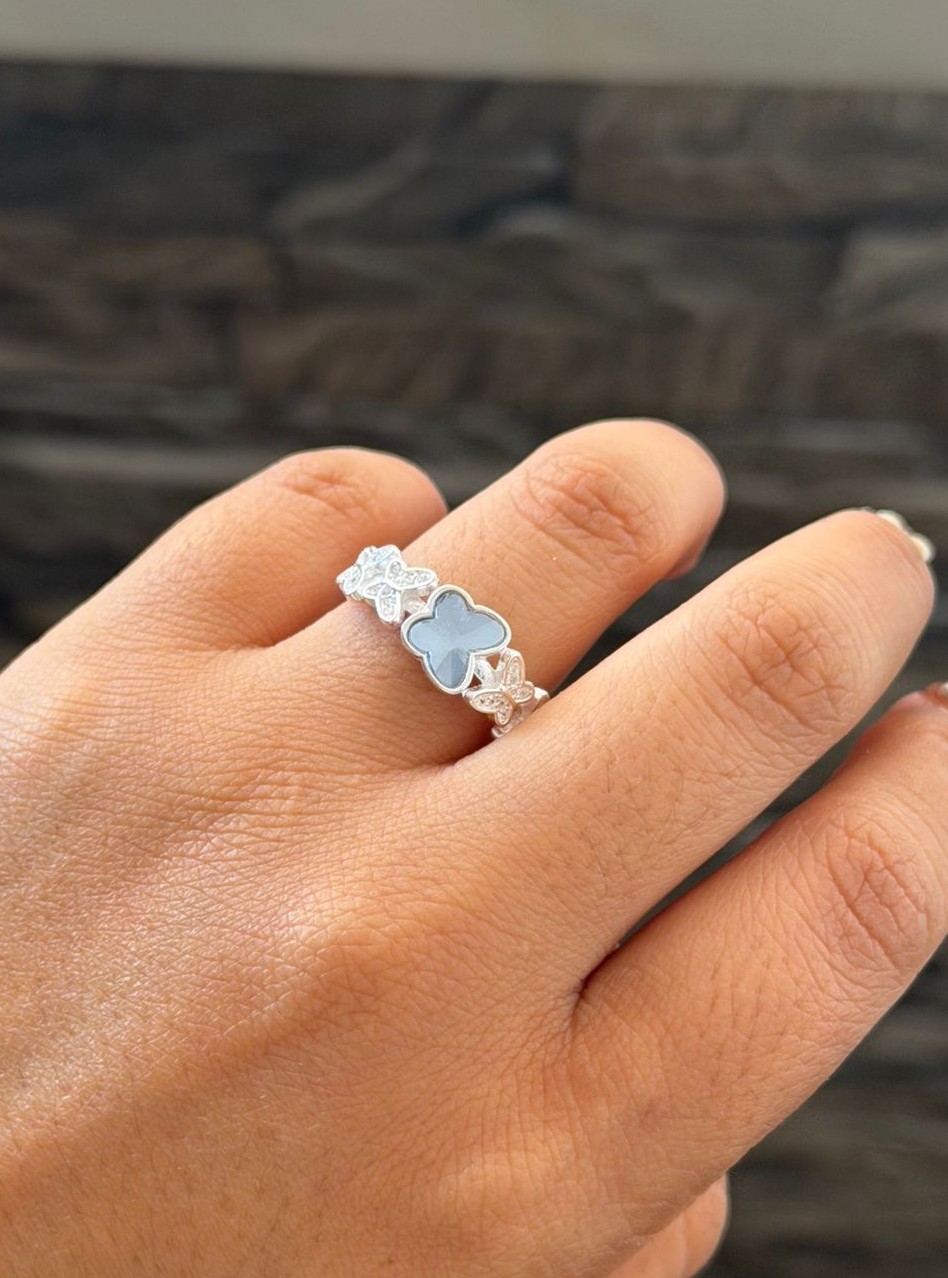 Anillo de plata mariposas