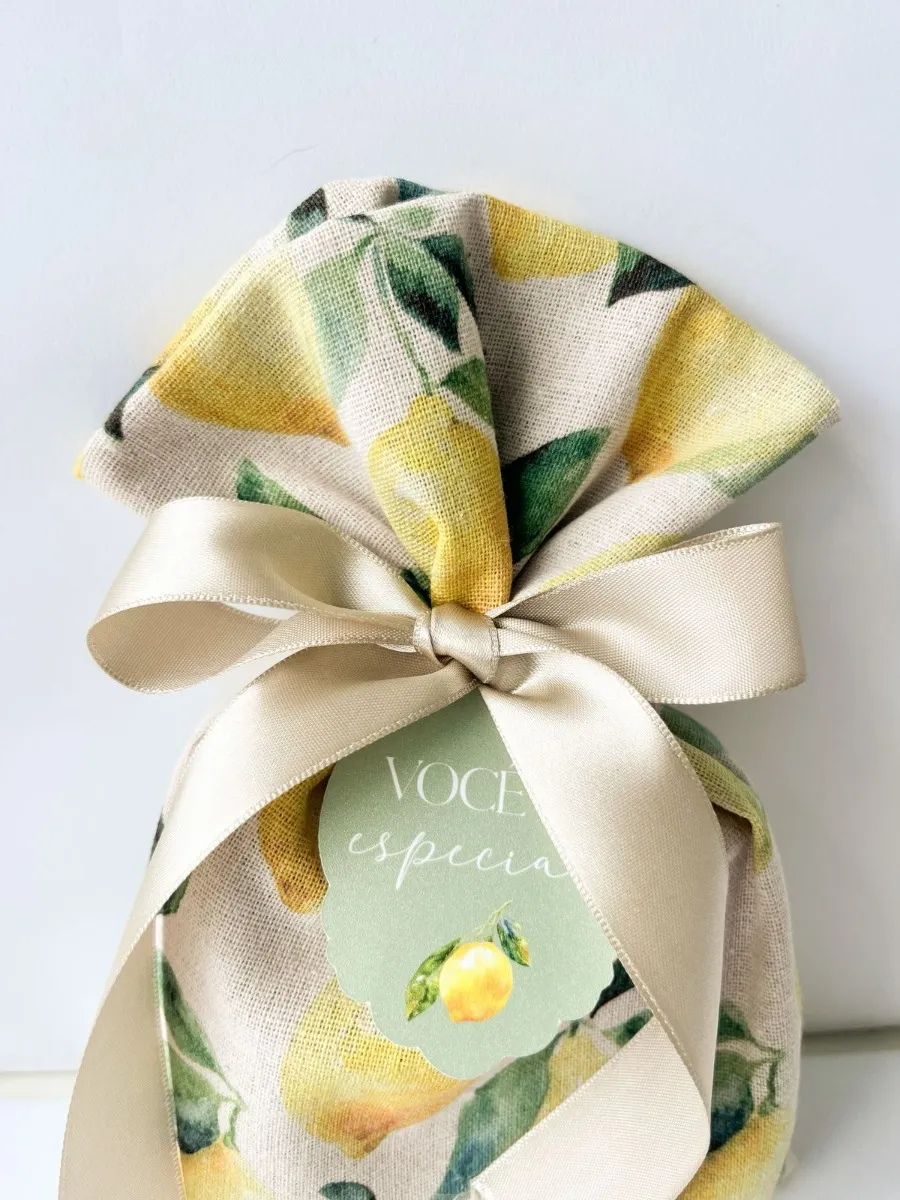 Saquinho de linho estampa de Limão Siciliano 12x18 cm