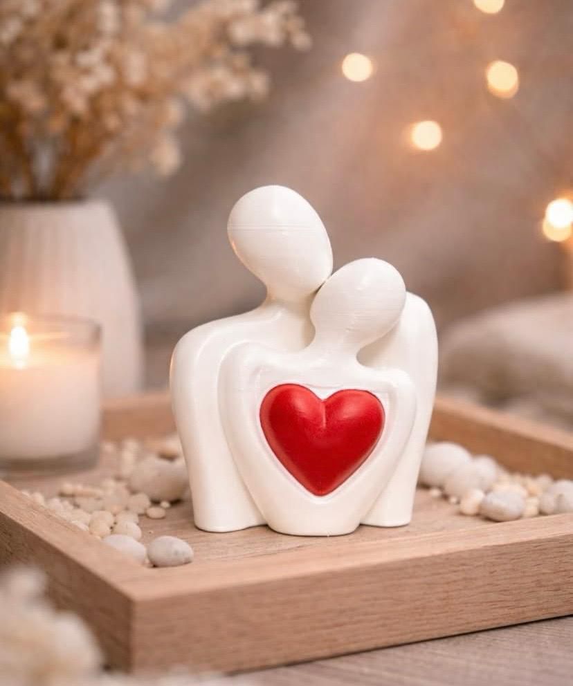 Escultura Casal com Coração