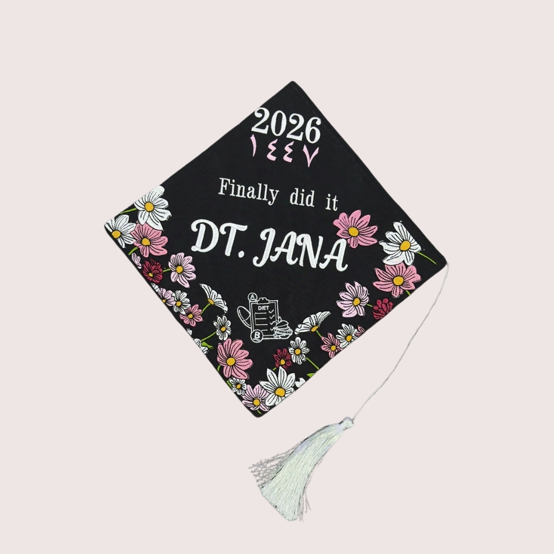 قبعة تخرج بتصميم خاص