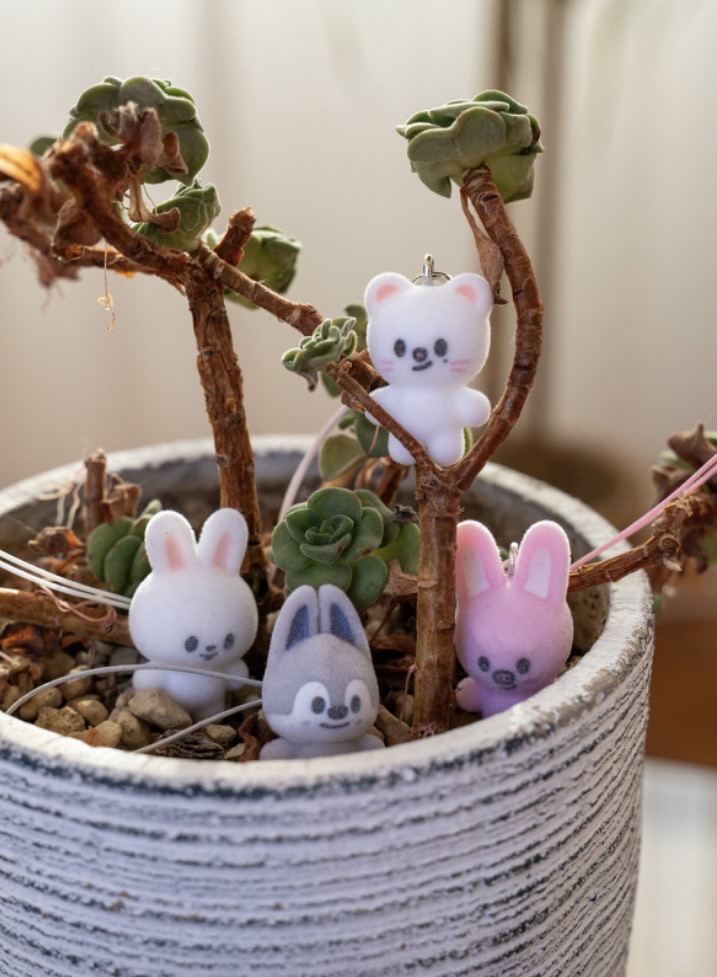 [PRE-ORDER ONLINE] STAY IN OUR LITTLE HOUSE - SKZOO SECRET MINI CHARM