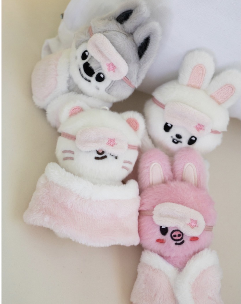 [PRE-ORDER ONLINE] STAY IN OUR LITTLE HOUSE - SKZOO PLUSH 10CM