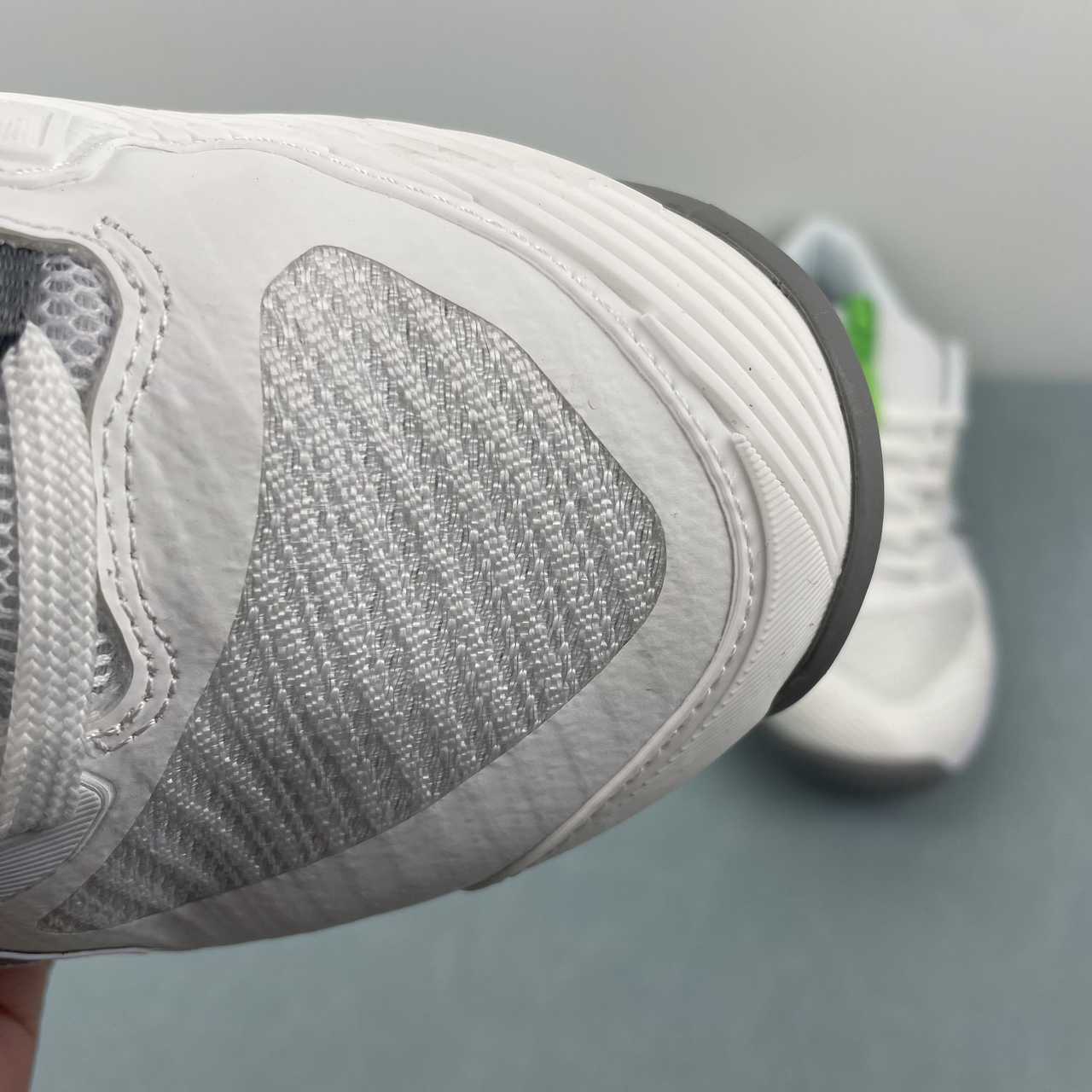 Asics Solution Speed FF 4.     