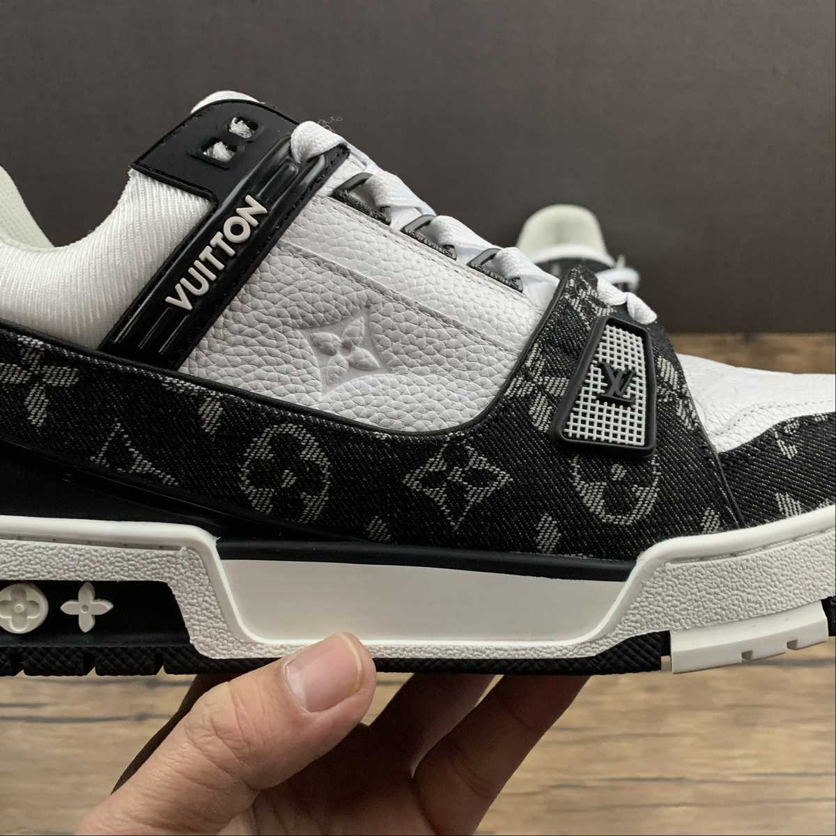 Louis Vuitton LV Trainer