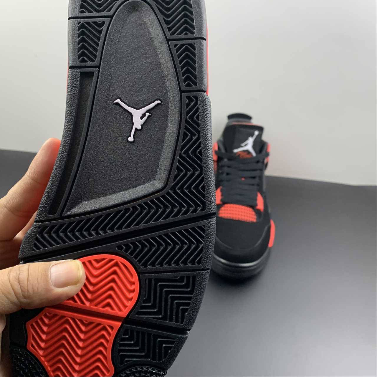 Air Jordan 4 “Red Thunder”