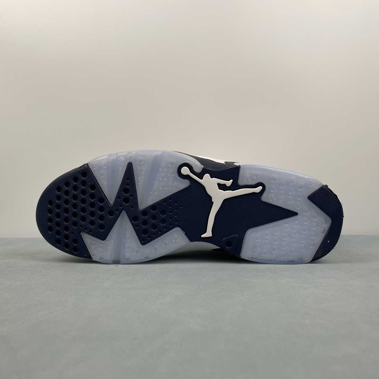 Air Jordan 6 “Midnight Navy”