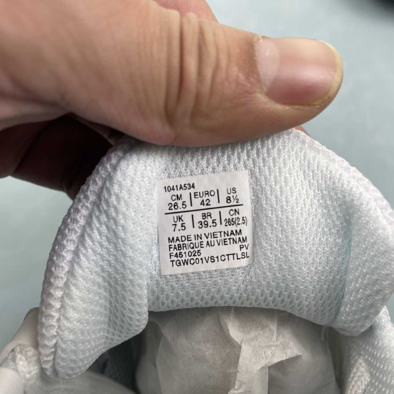 Asics Solution Speed FF 4.     