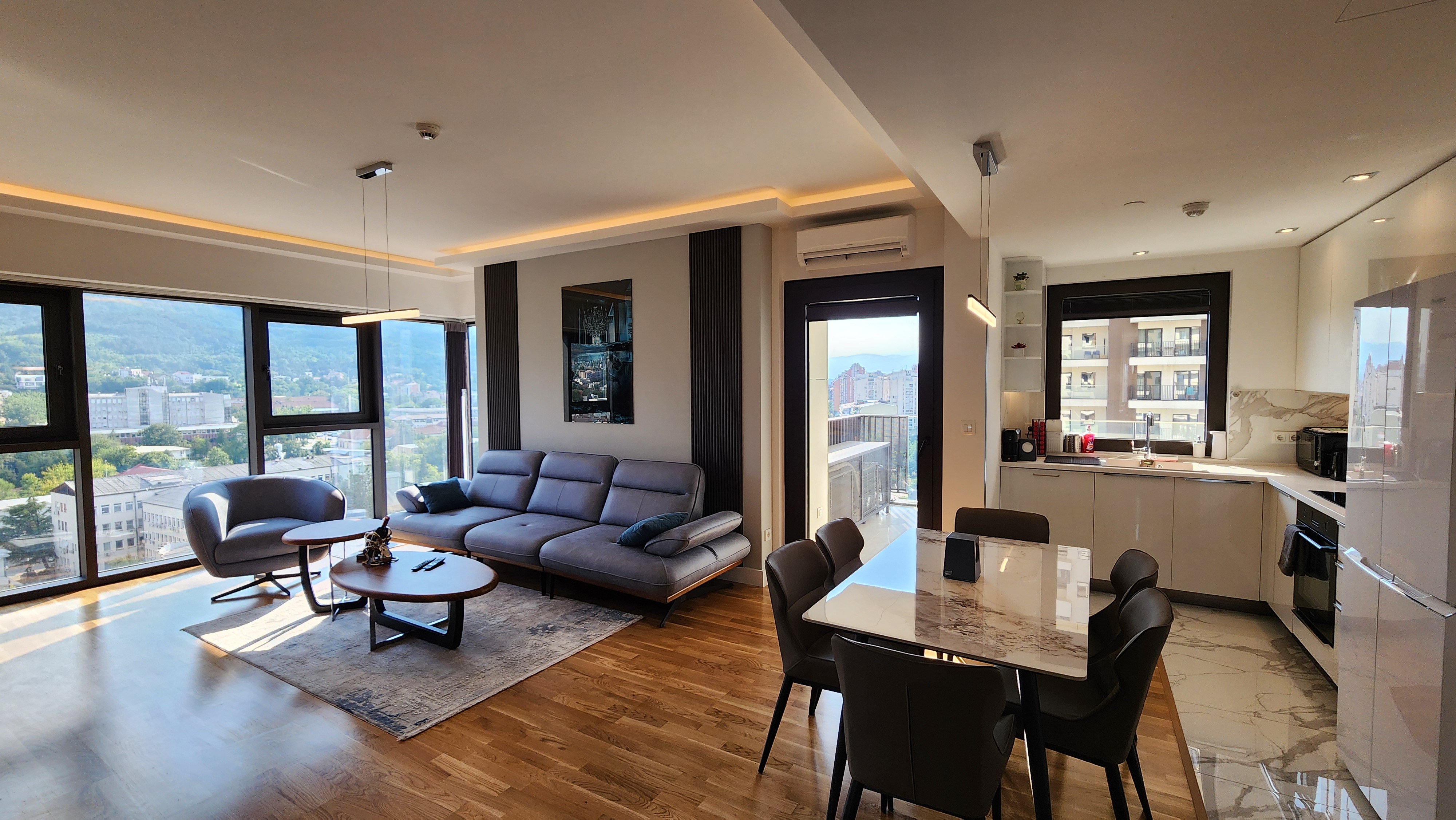Diamond Residences 11th floor Lux Apt 2bd 2bth