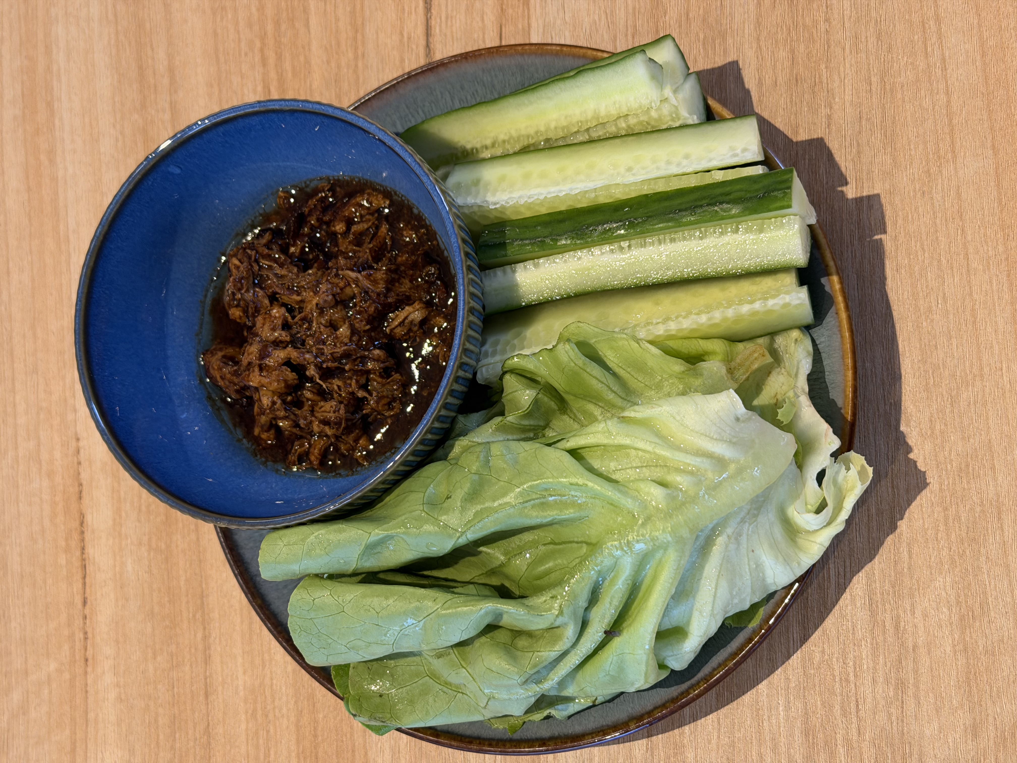 Fresh Veggie Platter with Dipping Sauce-Dongbei Style