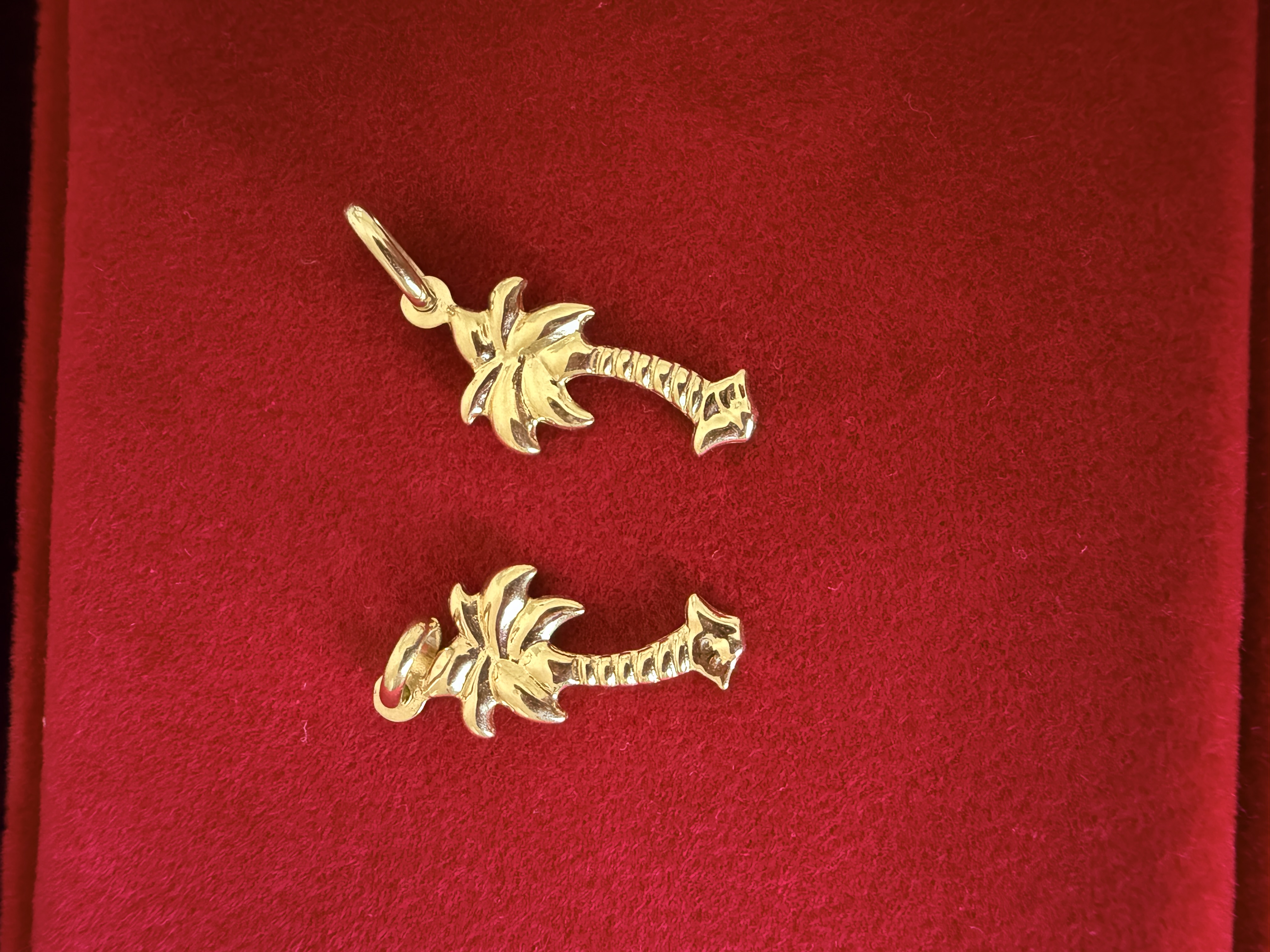 18K Gold Palm Tree Pendant