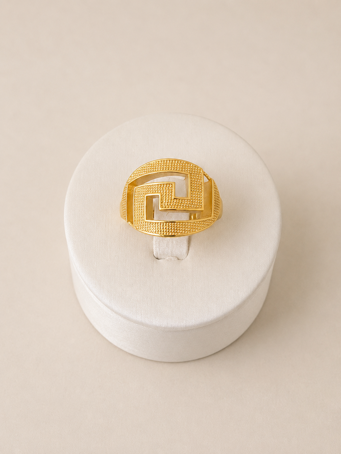 18K Geometric Gold Statement Ring