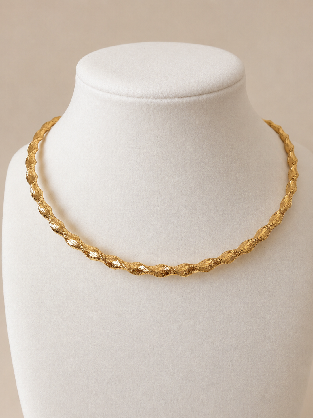 18K Twisted Gold Chain Necklace