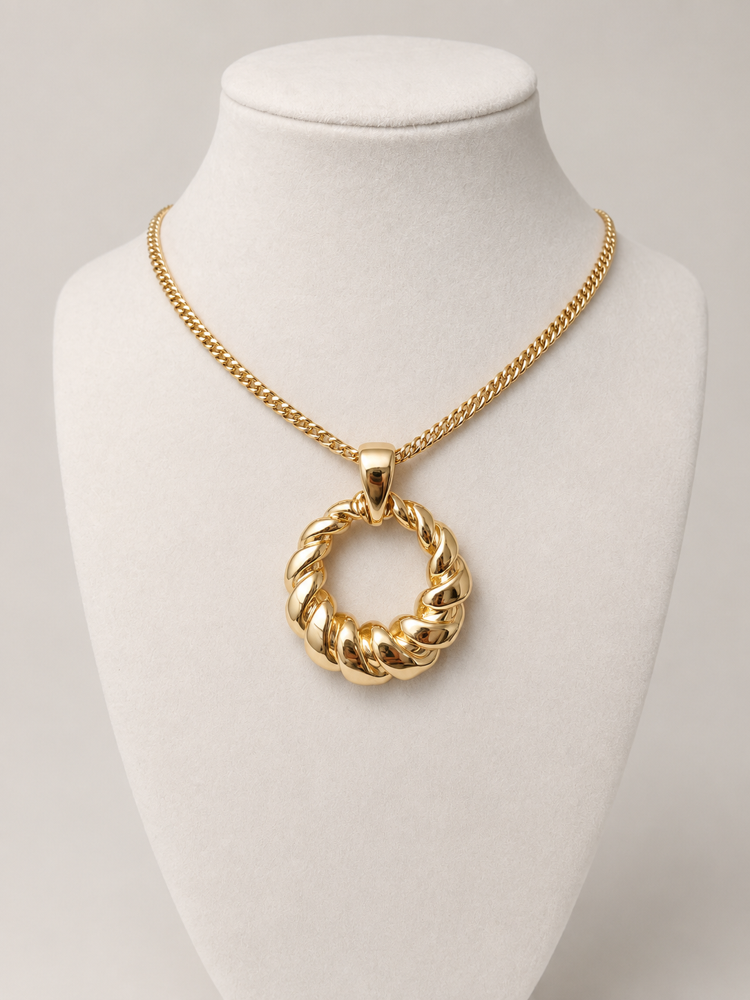 18K Graziella Air Twist Gold Pendant