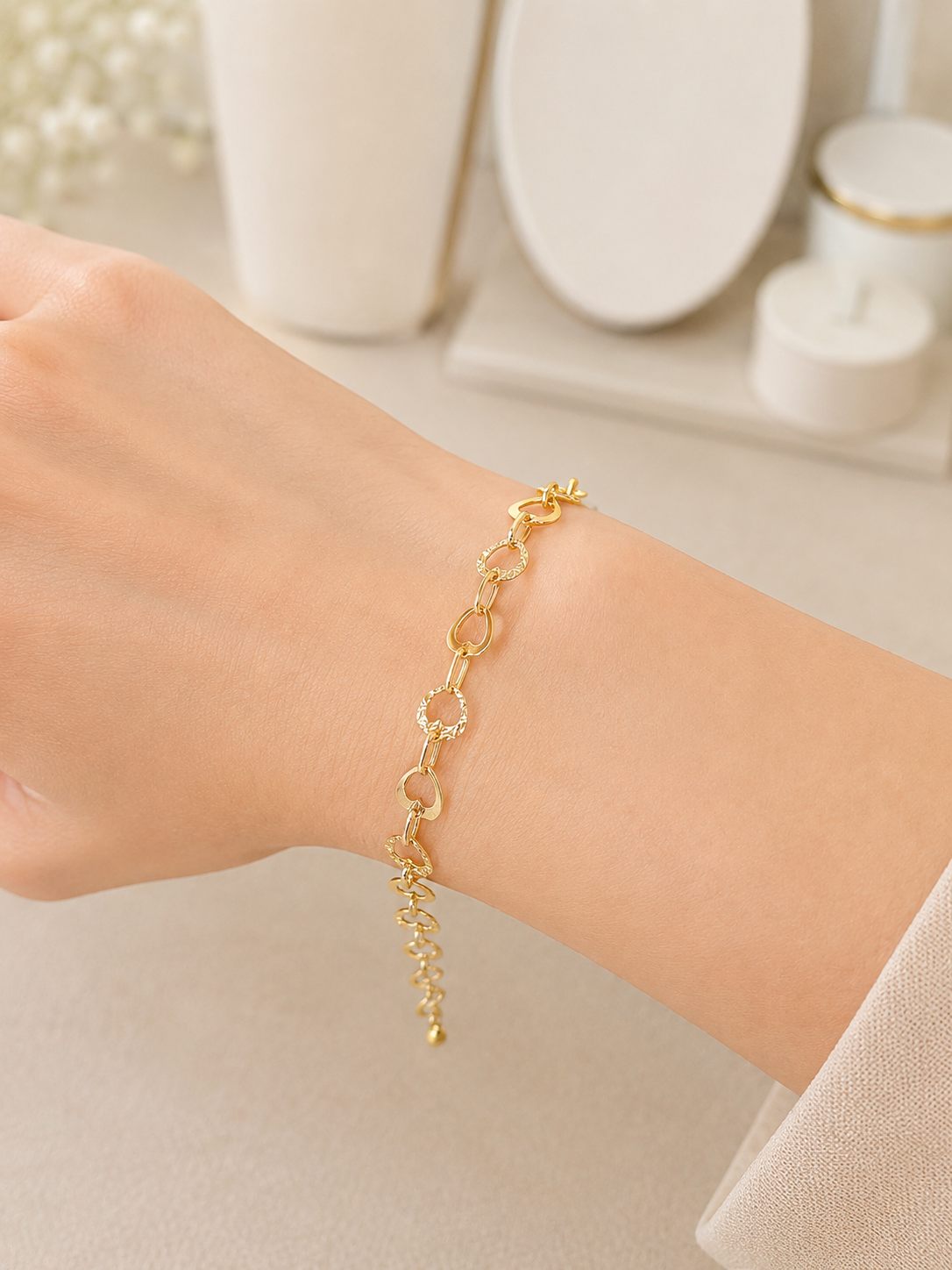 18K Gold Heart Link Bracelet
