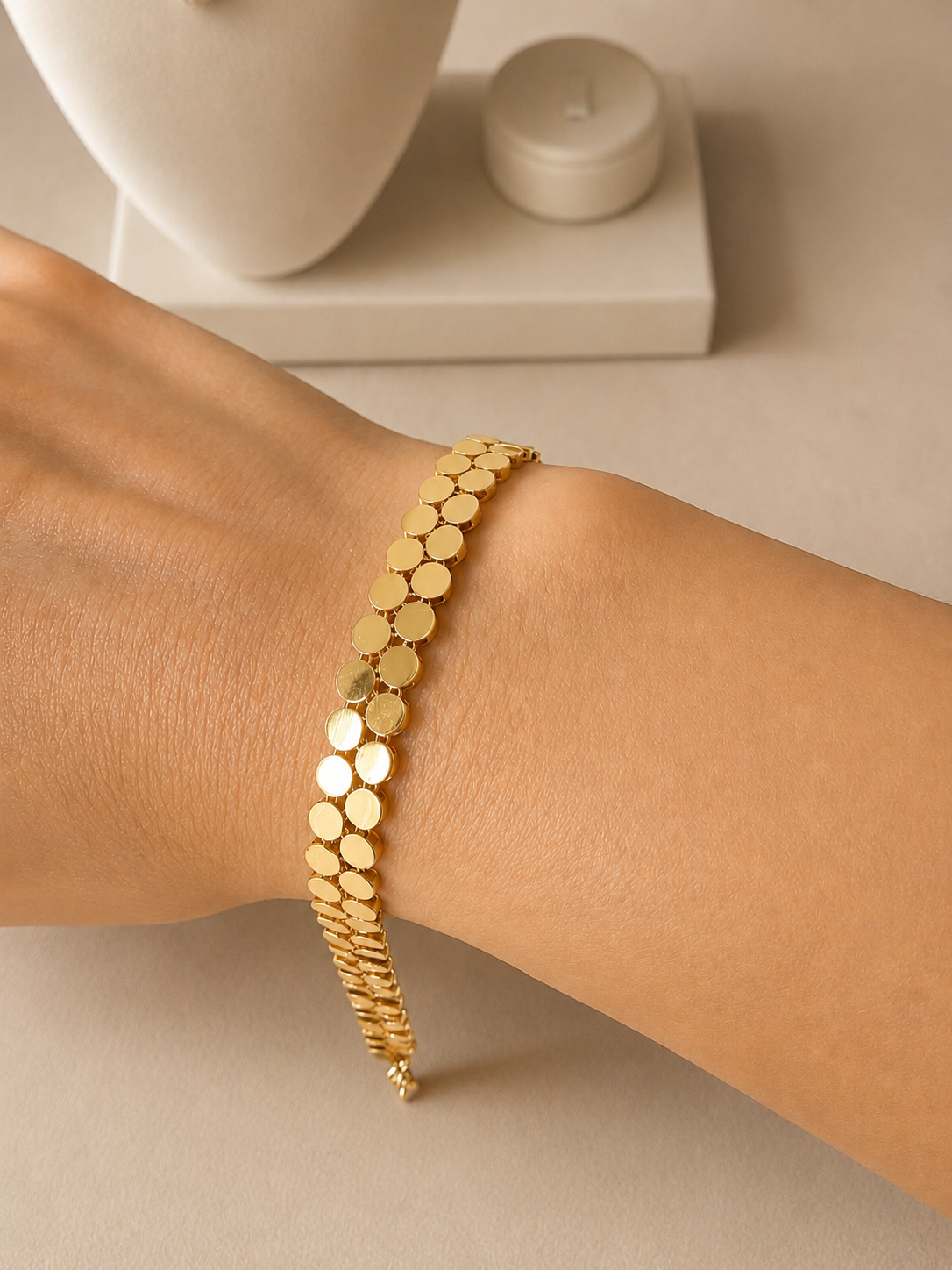 18K Gold Disc Bracelet