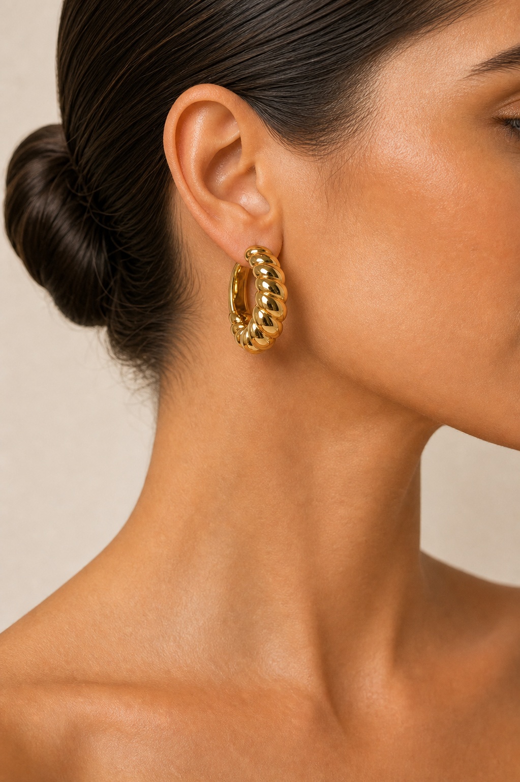 18K Gold Graziella Air Twisted Hoop Earrings