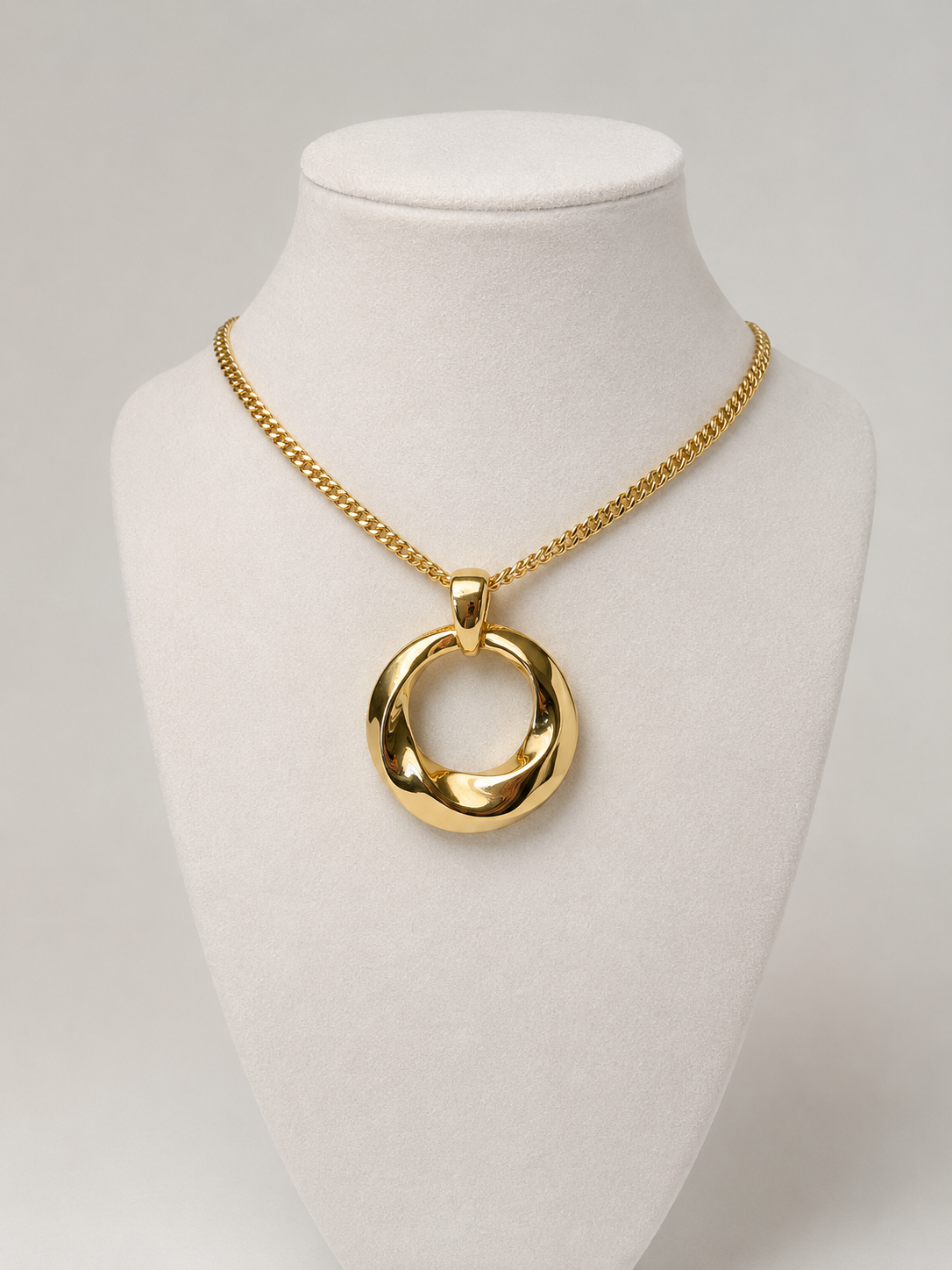 18K Graziella Air Wave Gold Pendant
