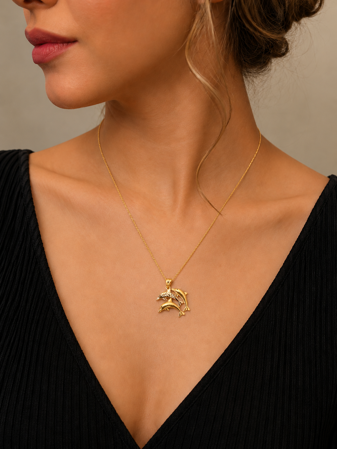 18K Gold Dolphin Pendant 