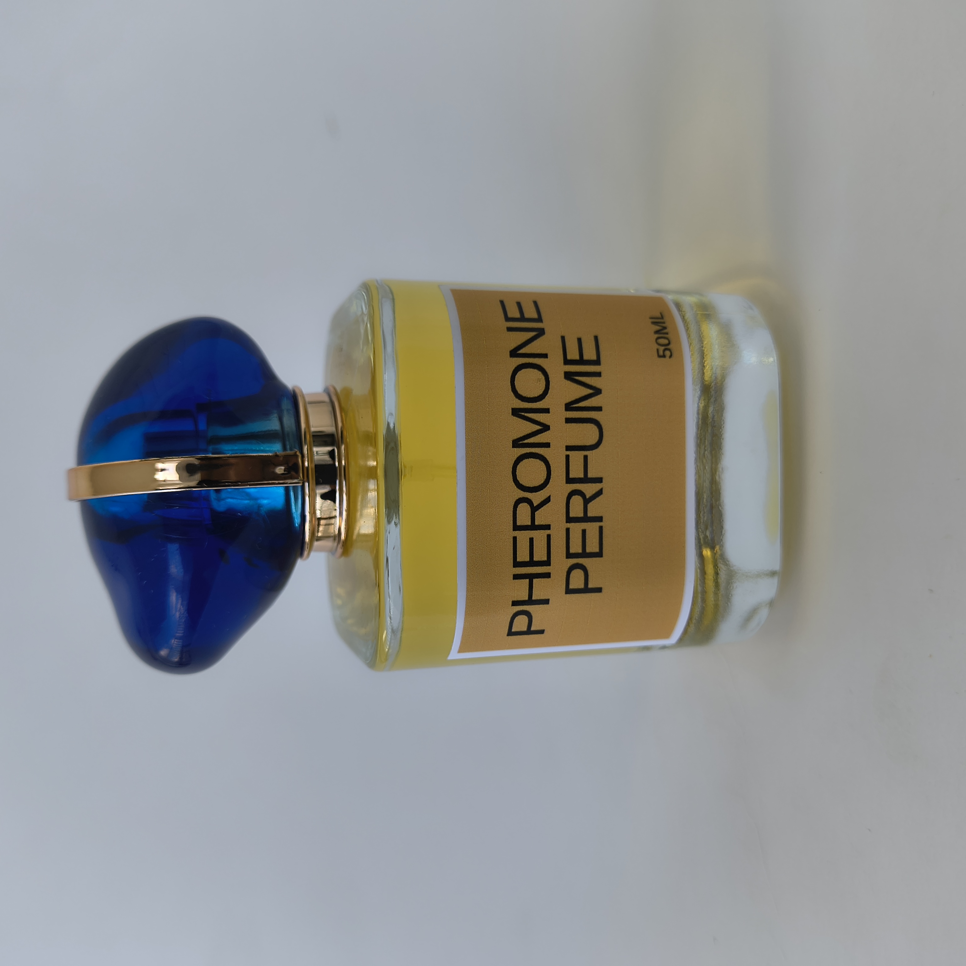 PHEROMONE PERFUME (FEMALE TO MALE)