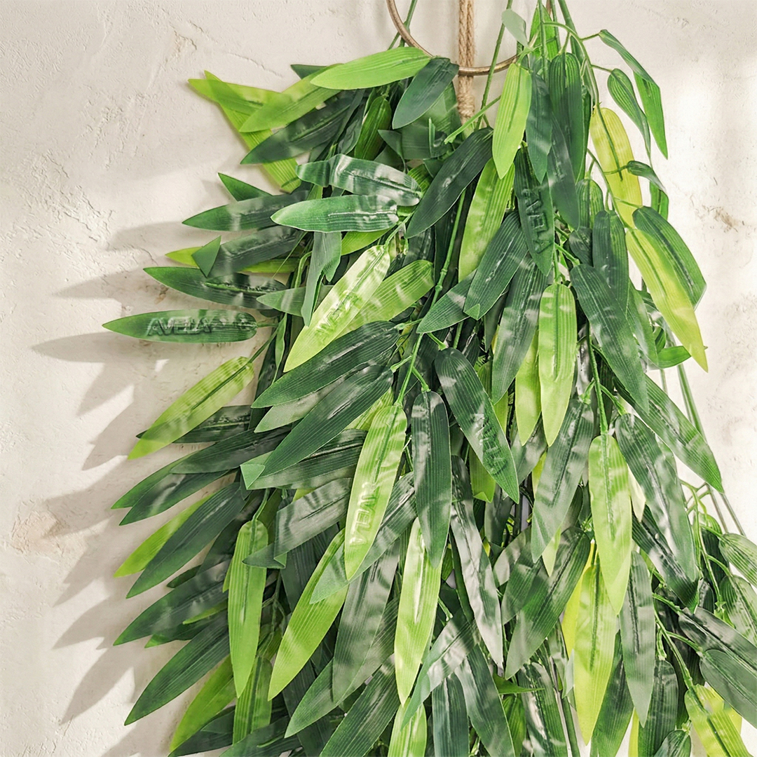 Hiasan Daun Gantung Artifisial