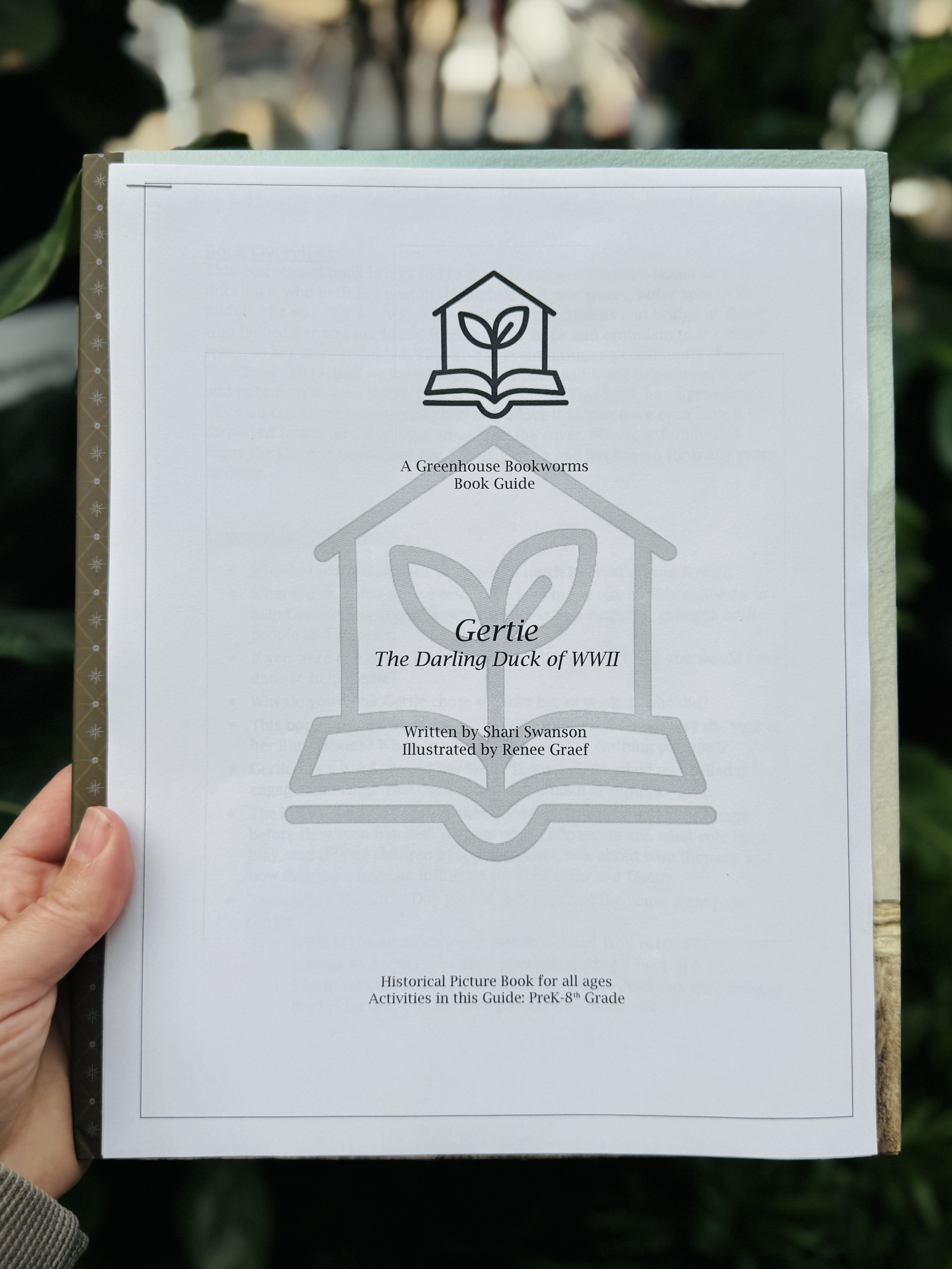 Book Guide: Gertie, The Darling Duck of WWII