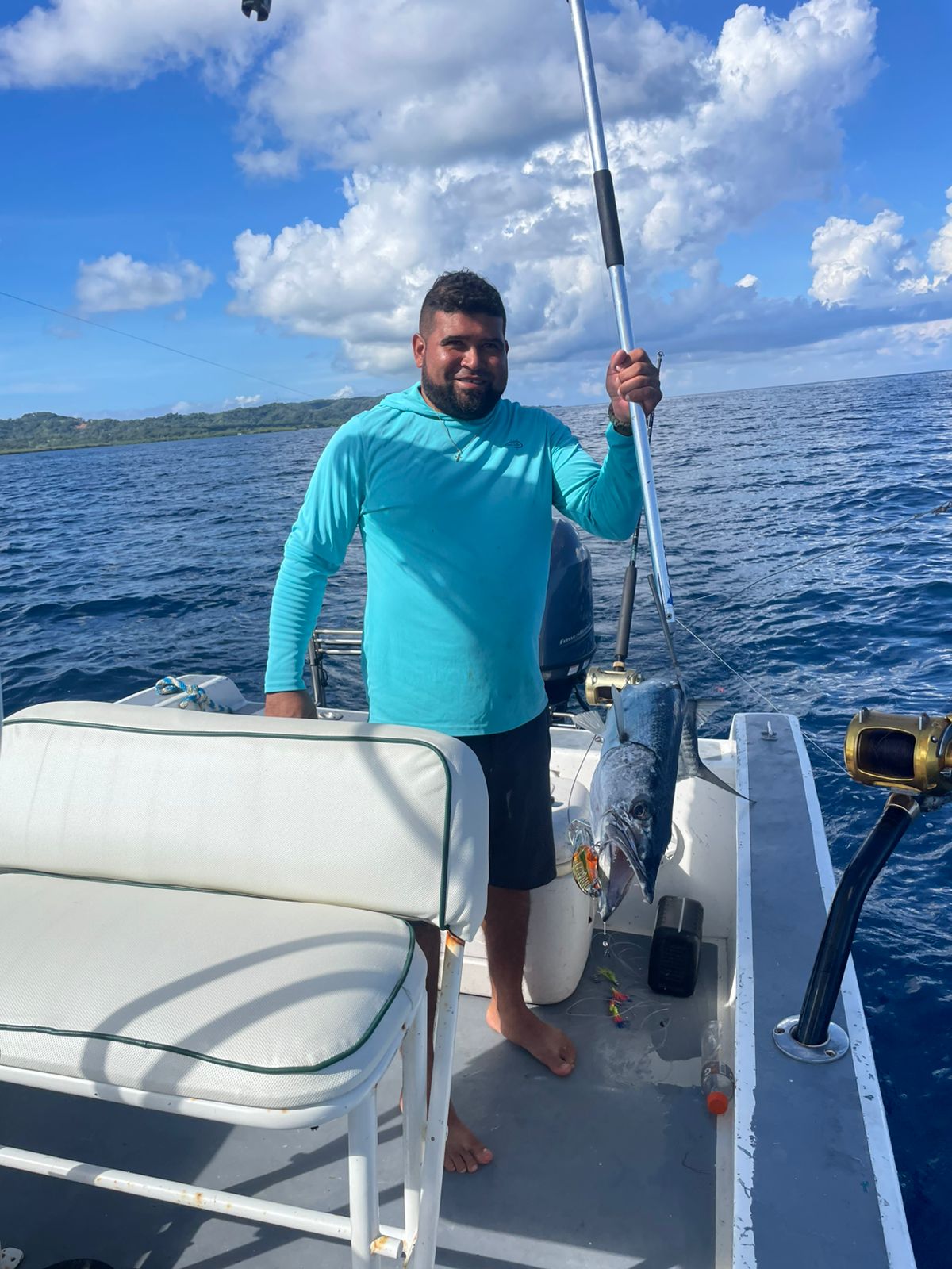 Private Island Reef & Shipwreck Expedition: 4-Hour Snorkel Escape